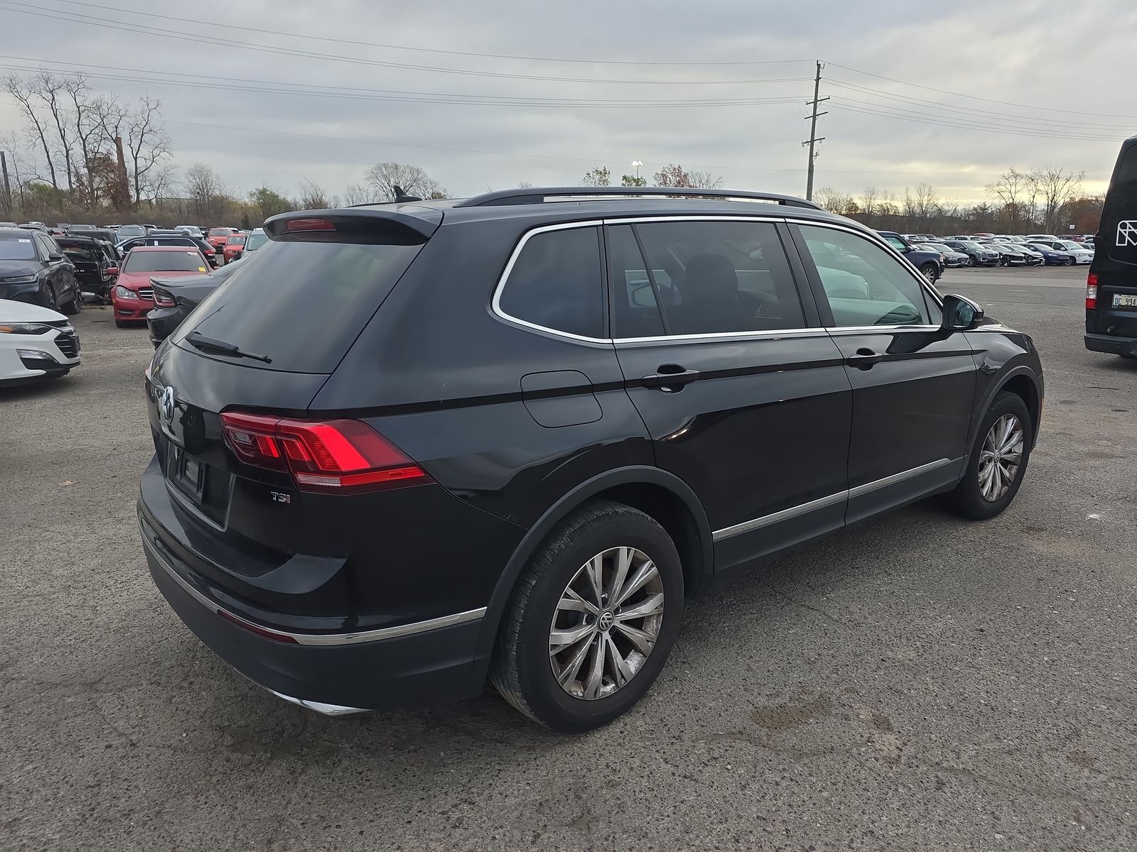 2018 Volkswagen Tiguan 2.0T SE FWD