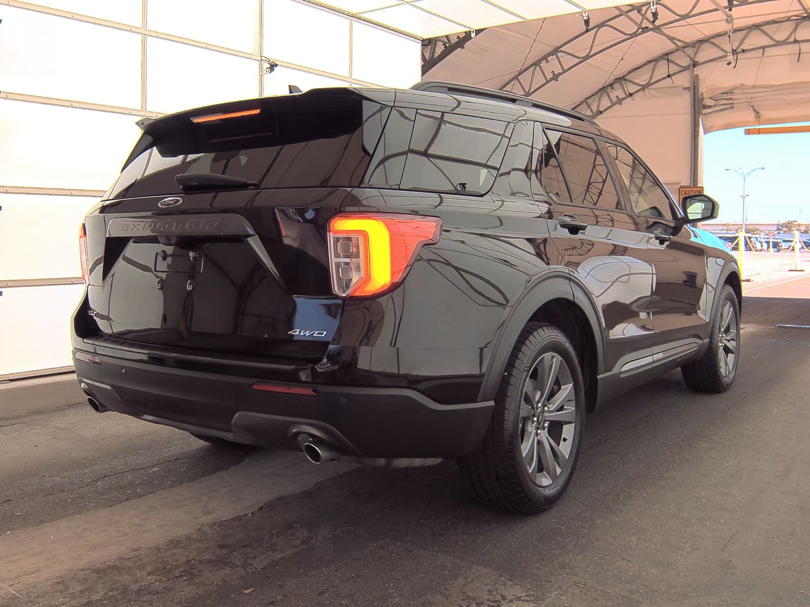 2021 Ford Explorer XLT AWD