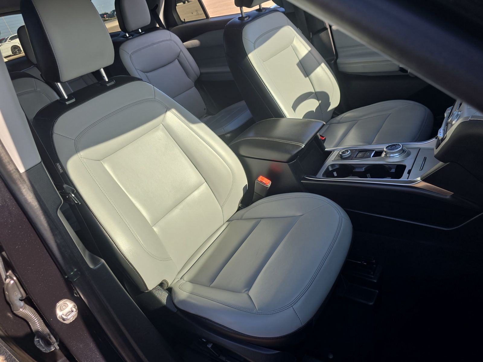 2021 Ford Explorer XLT AWD