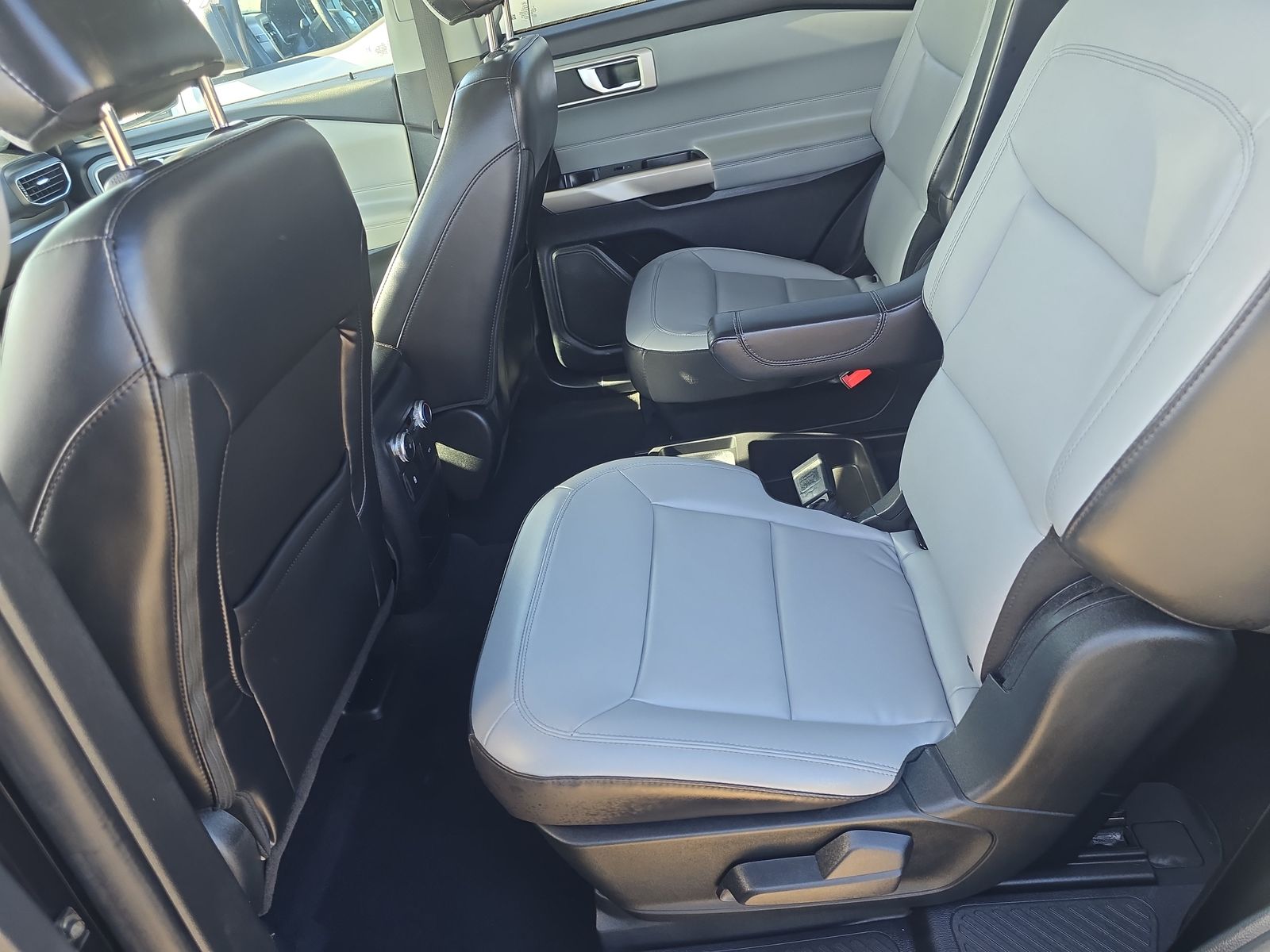 2021 Ford Explorer XLT AWD