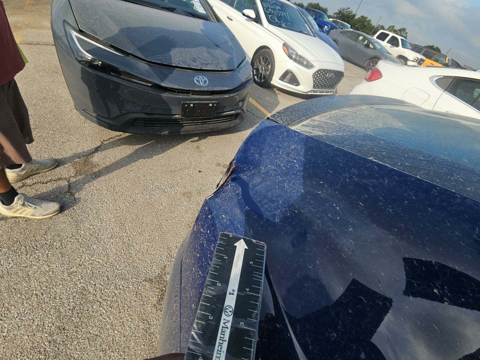 2023 Toyota Prius LE FWD