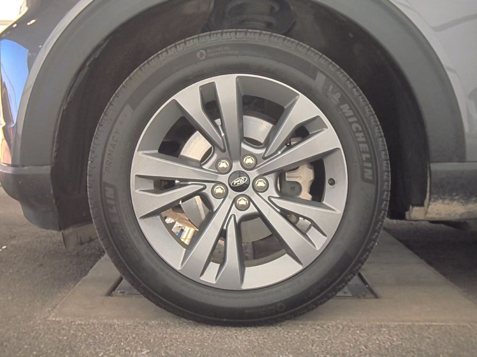 2021 Ford Explorer XLT AWD