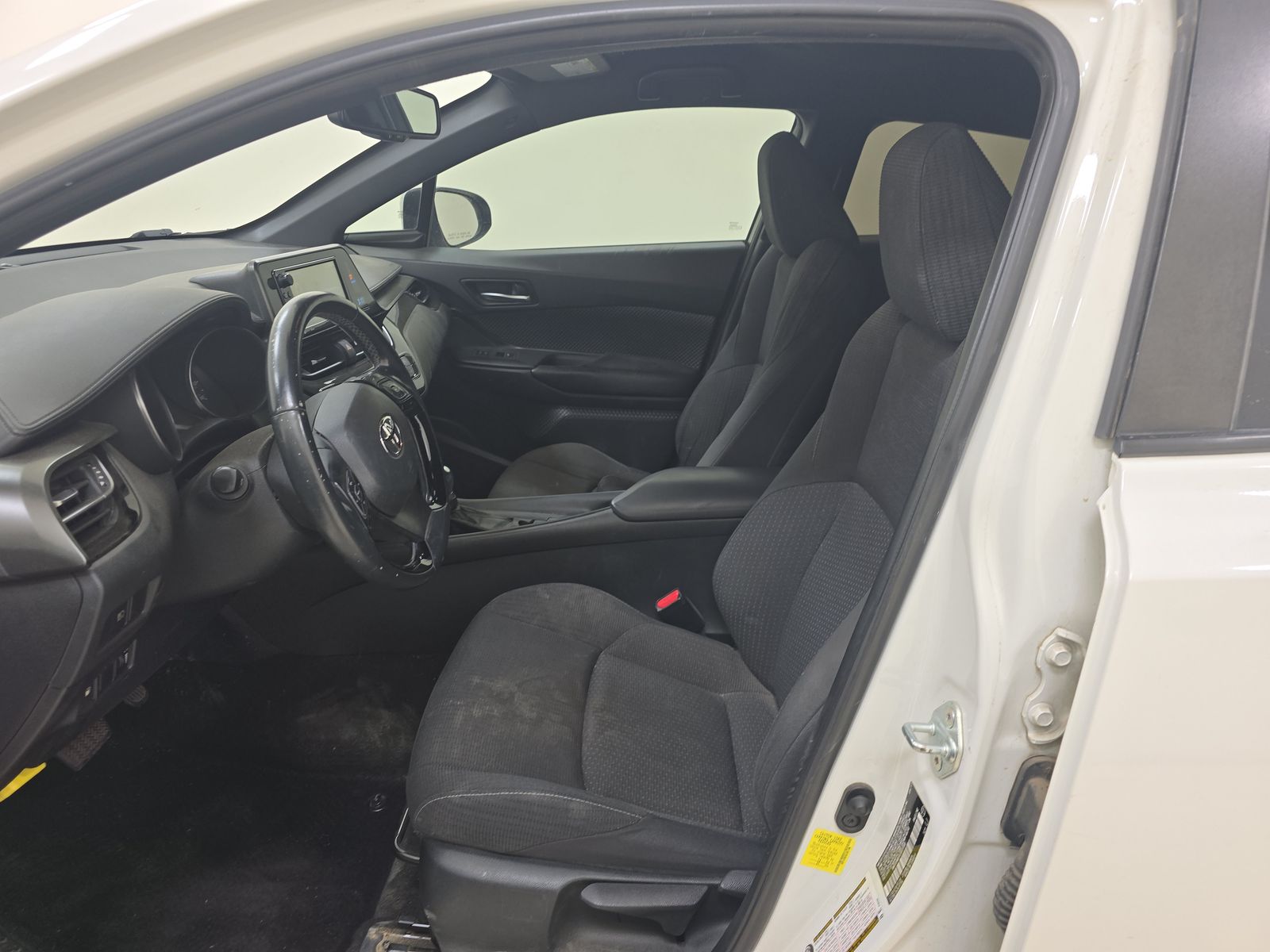 2018 Toyota C-HR XLE FWD