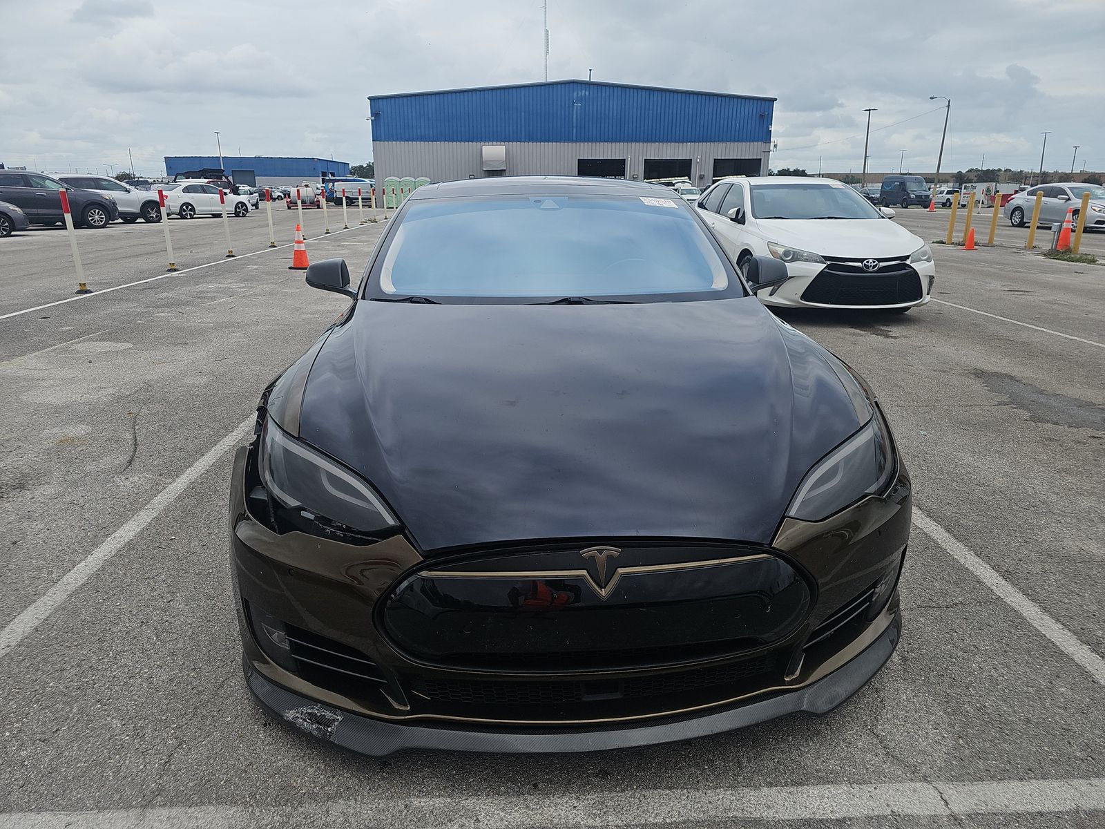 2015 Tesla Model S 85D AWD