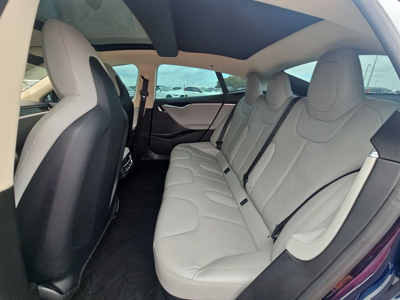 2015 Tesla Model S 85D AWD