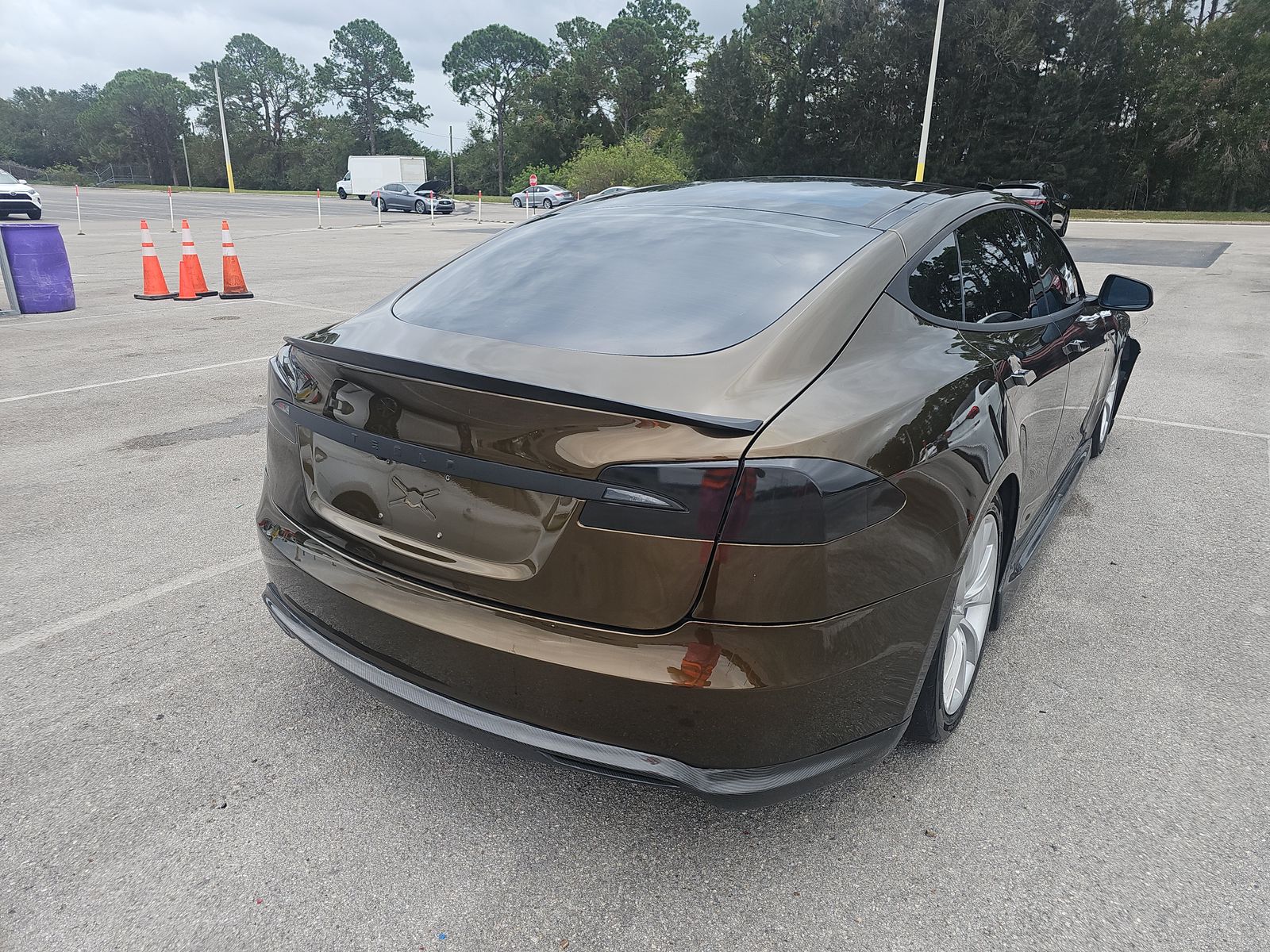 2015 Tesla Model S 85D AWD