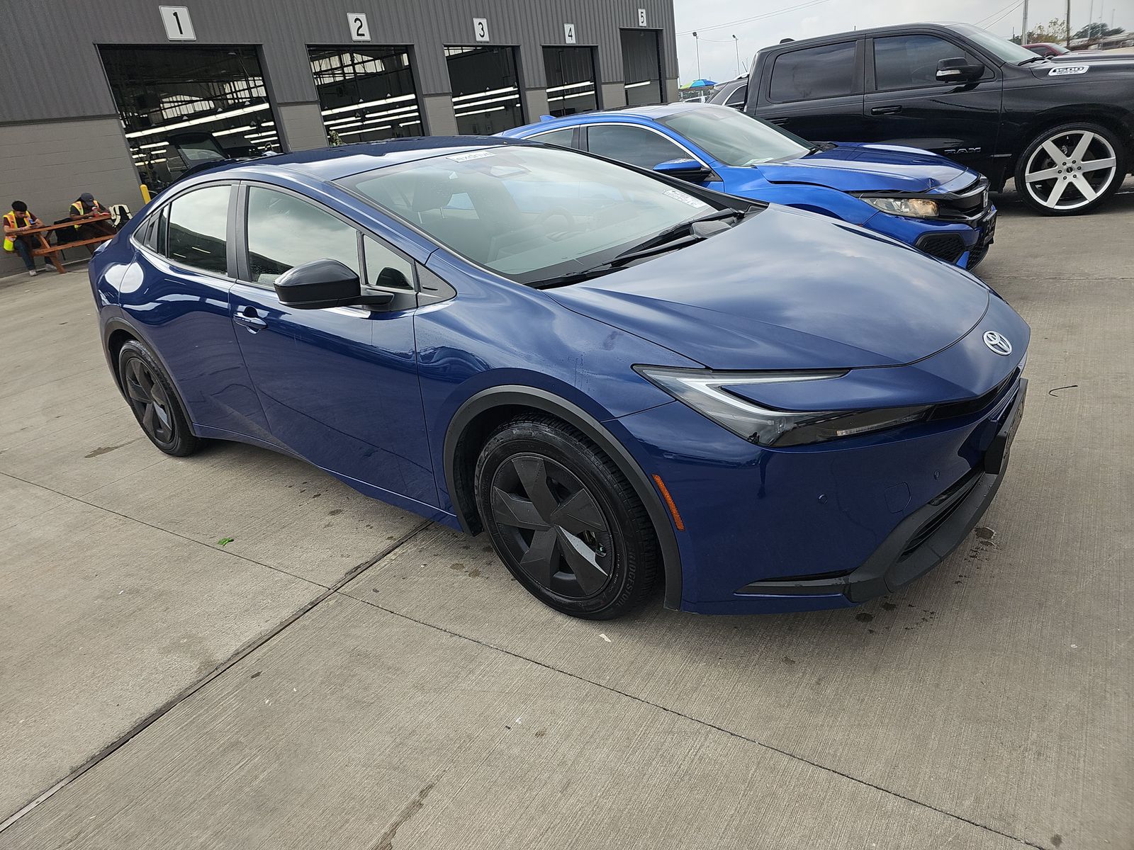 2023 Toyota Prius LE FWD