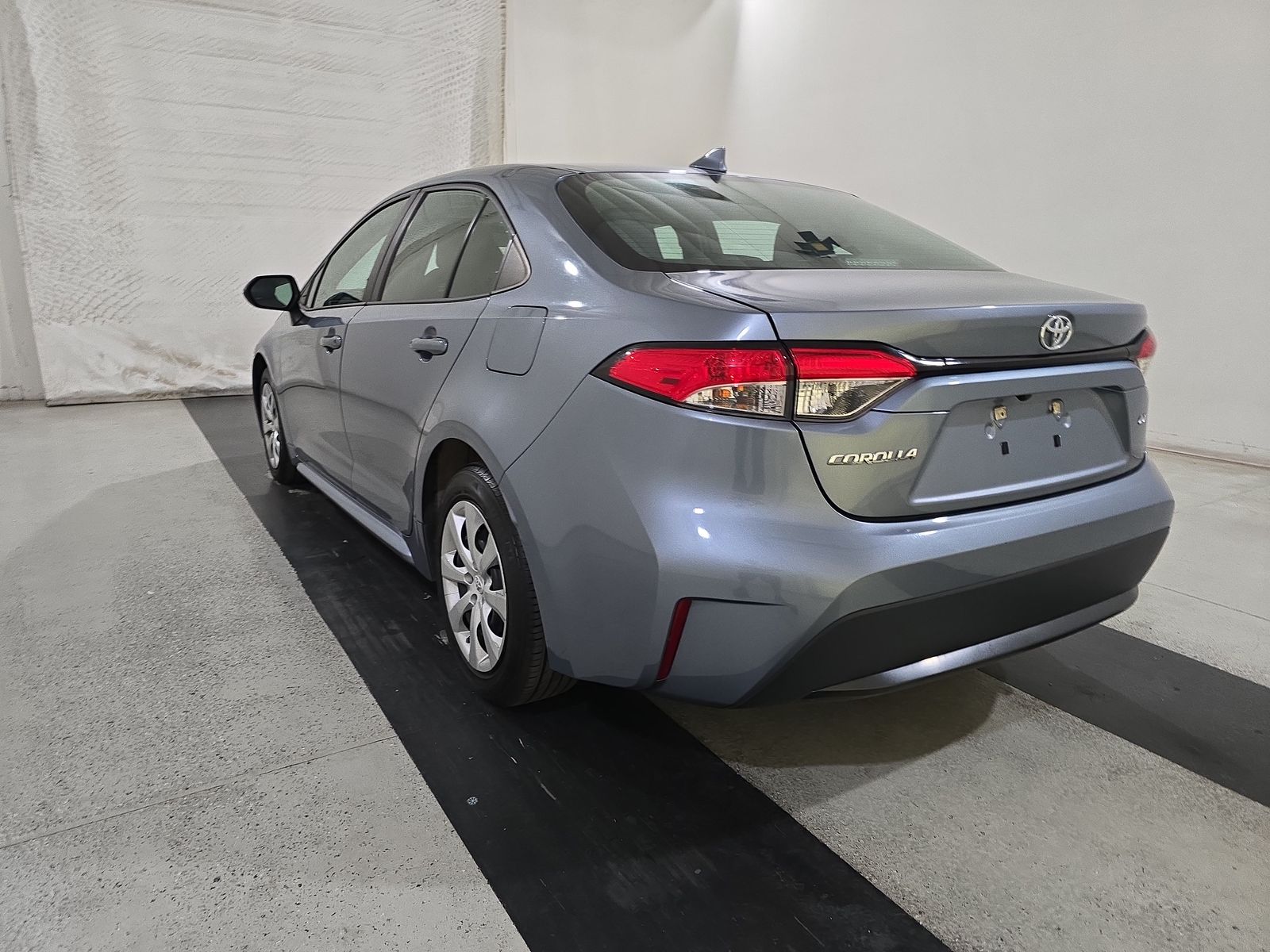 2021 Toyota Corolla LE FWD