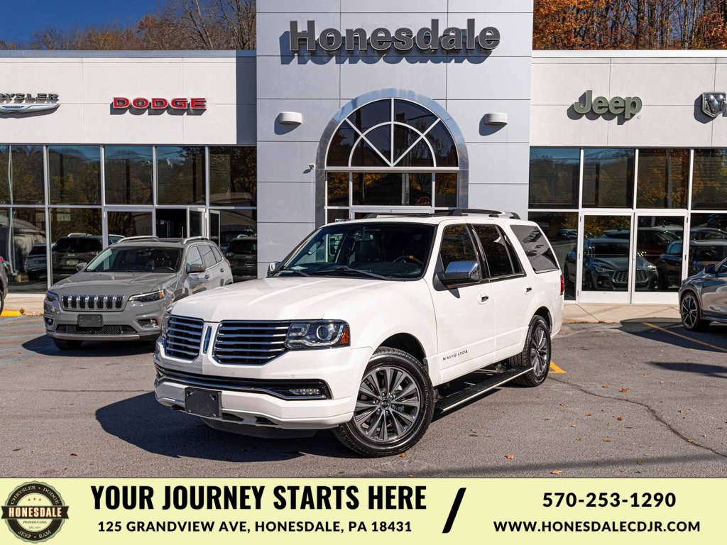 2017 Lincoln Navigator Select