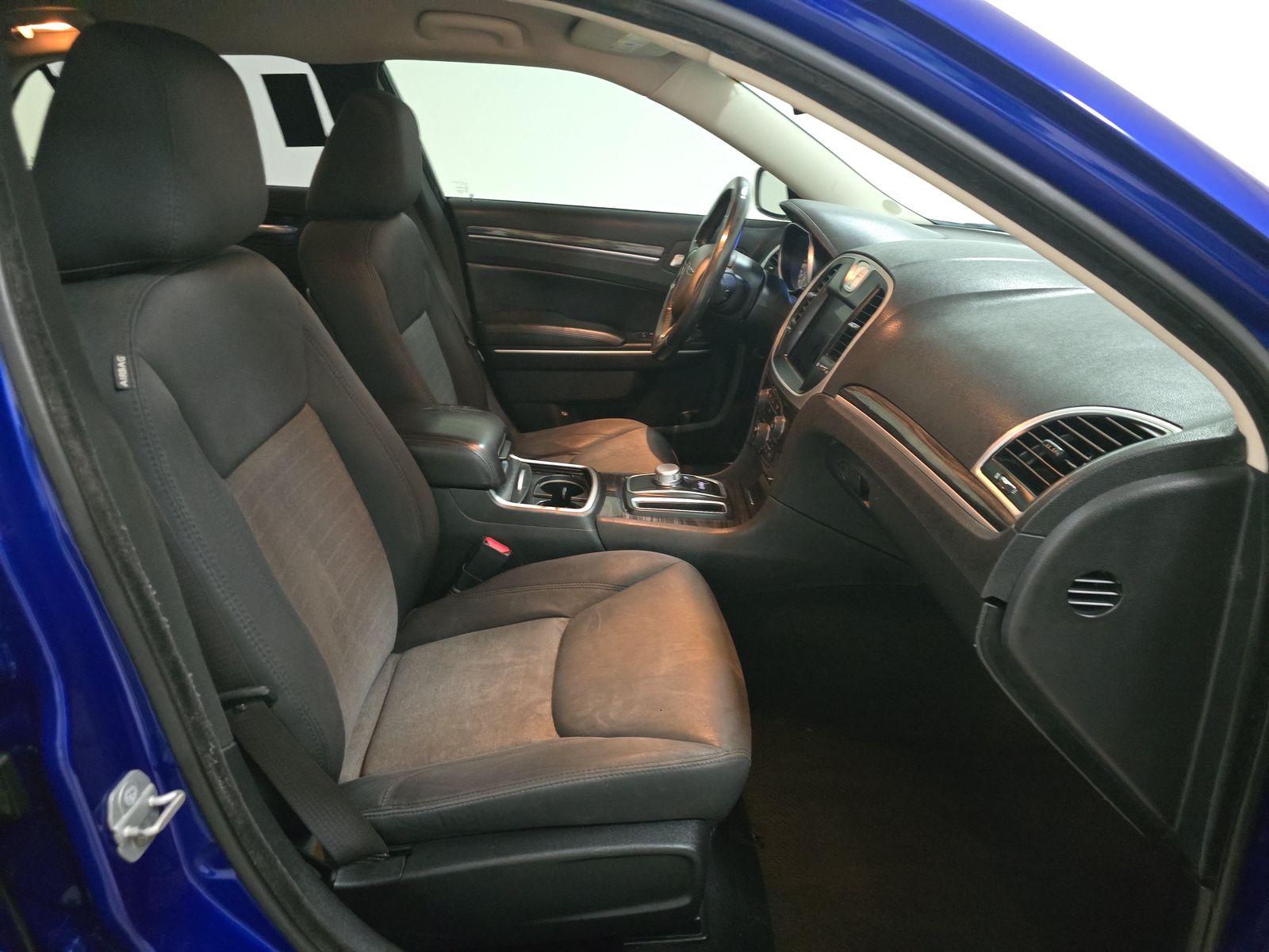 2019 Chrysler 300 Touring RWD