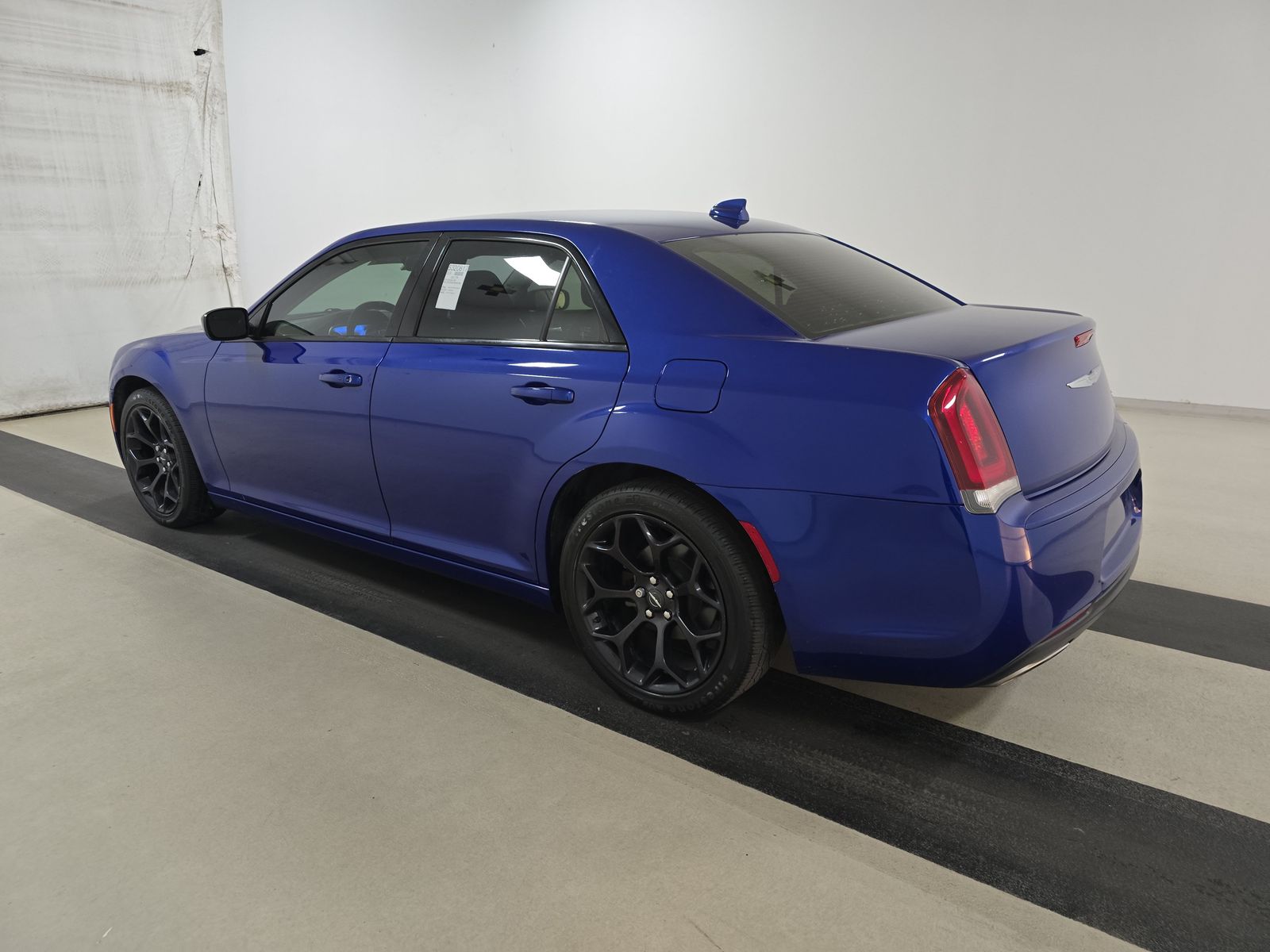 2019 Chrysler 300 Touring RWD