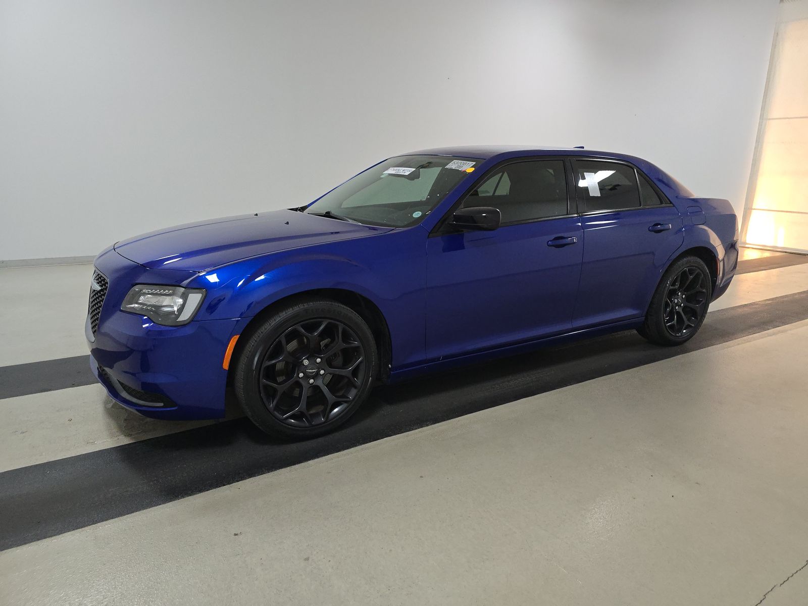2019 Chrysler 300 Touring RWD