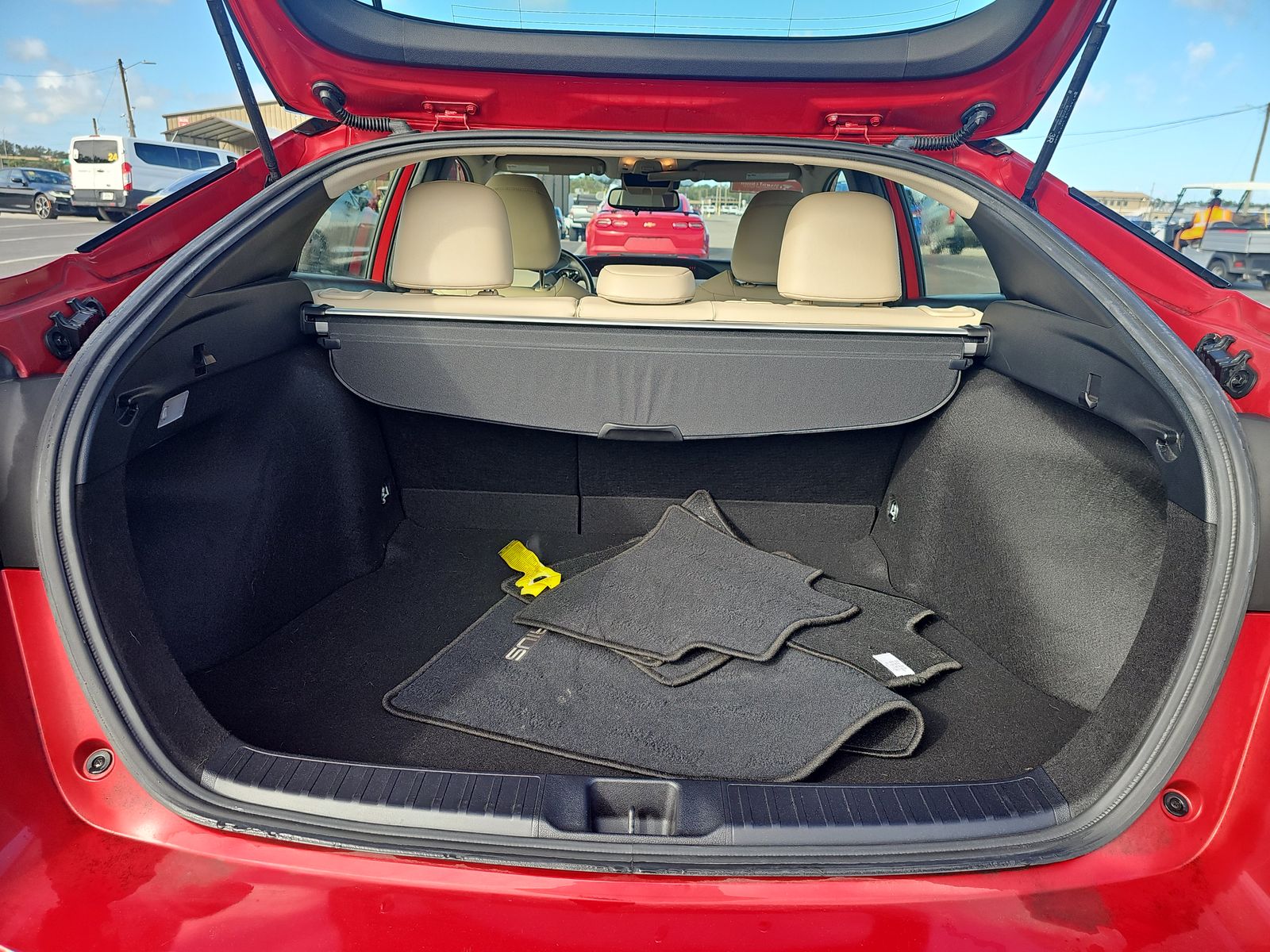 2022 Toyota Prius XLE FWD