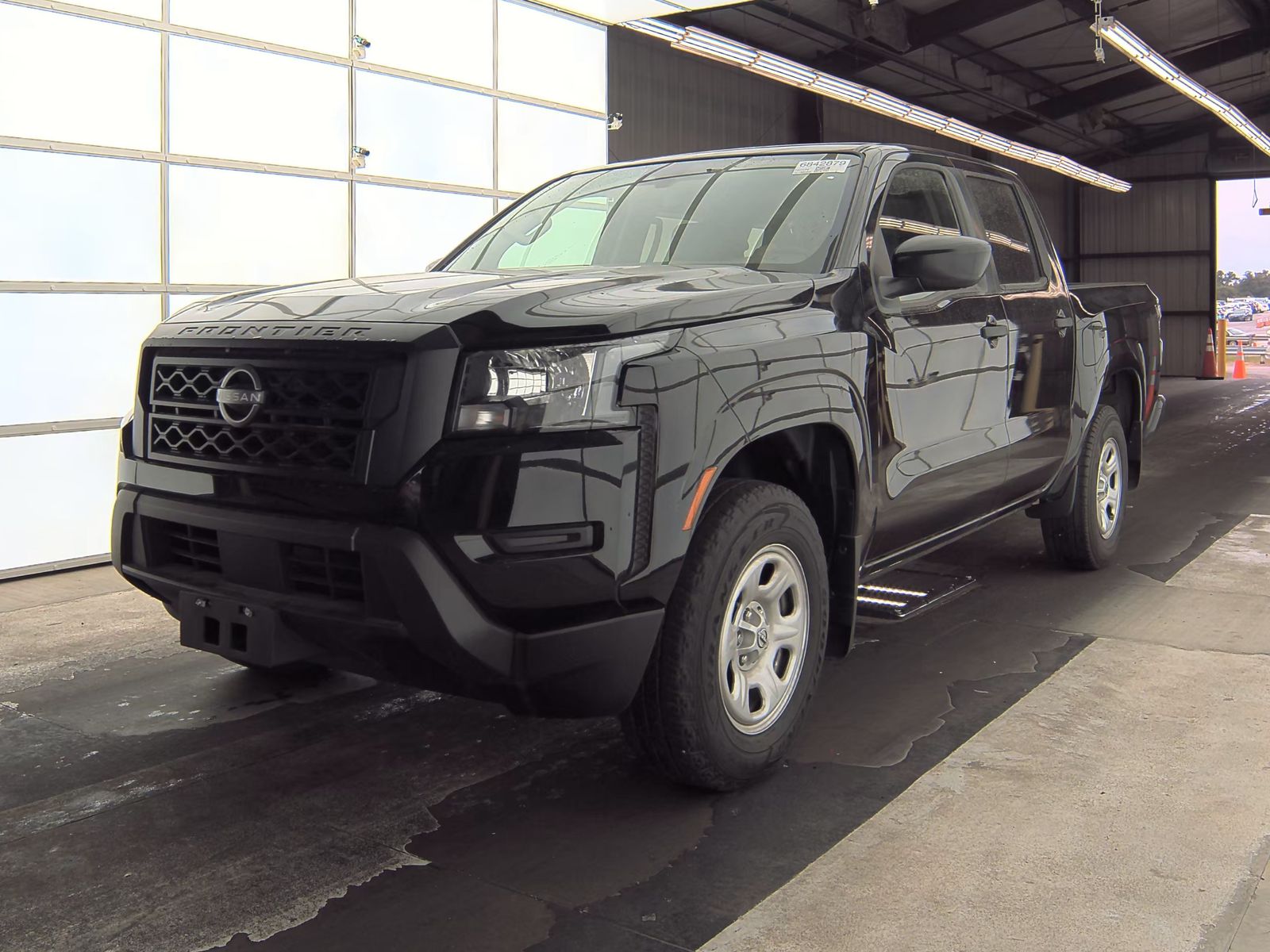2024 Nissan Frontier S Crew Cab Short Bed