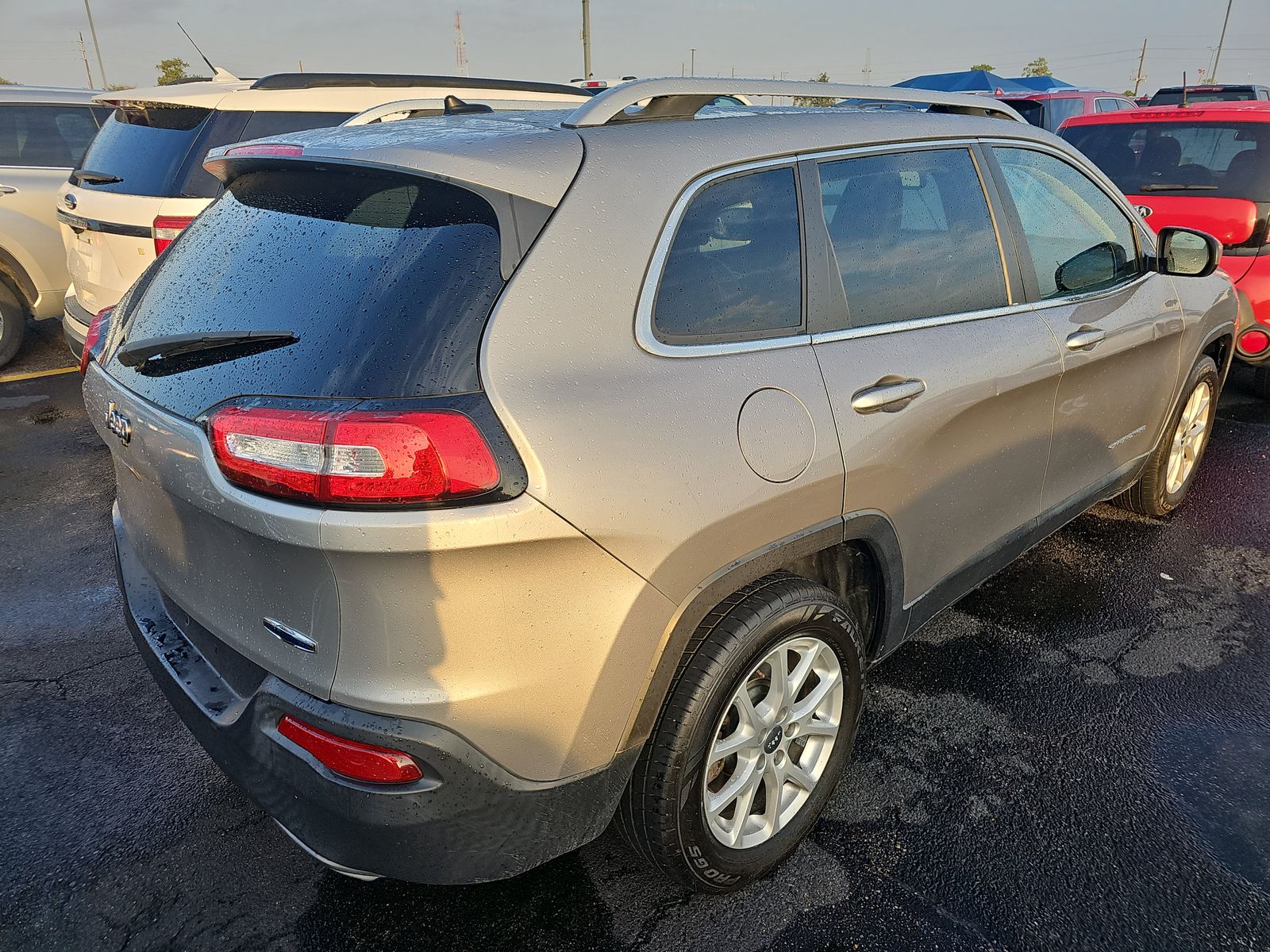 2015 Jeep Cherokee Latitude FWD