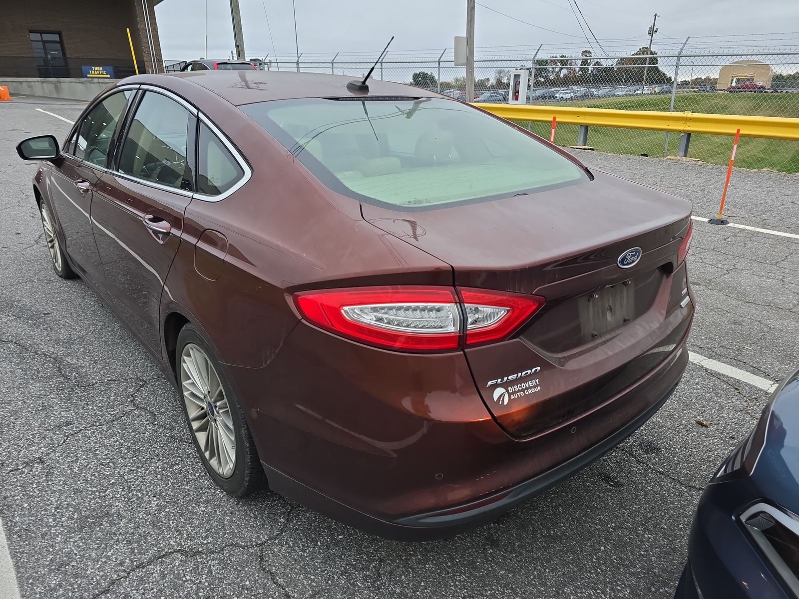 2015 Ford Fusion SE FWD