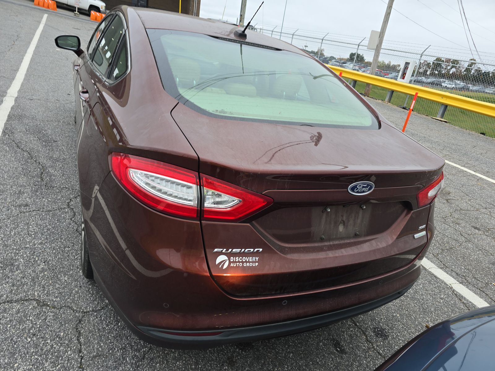 2015 Ford Fusion SE FWD