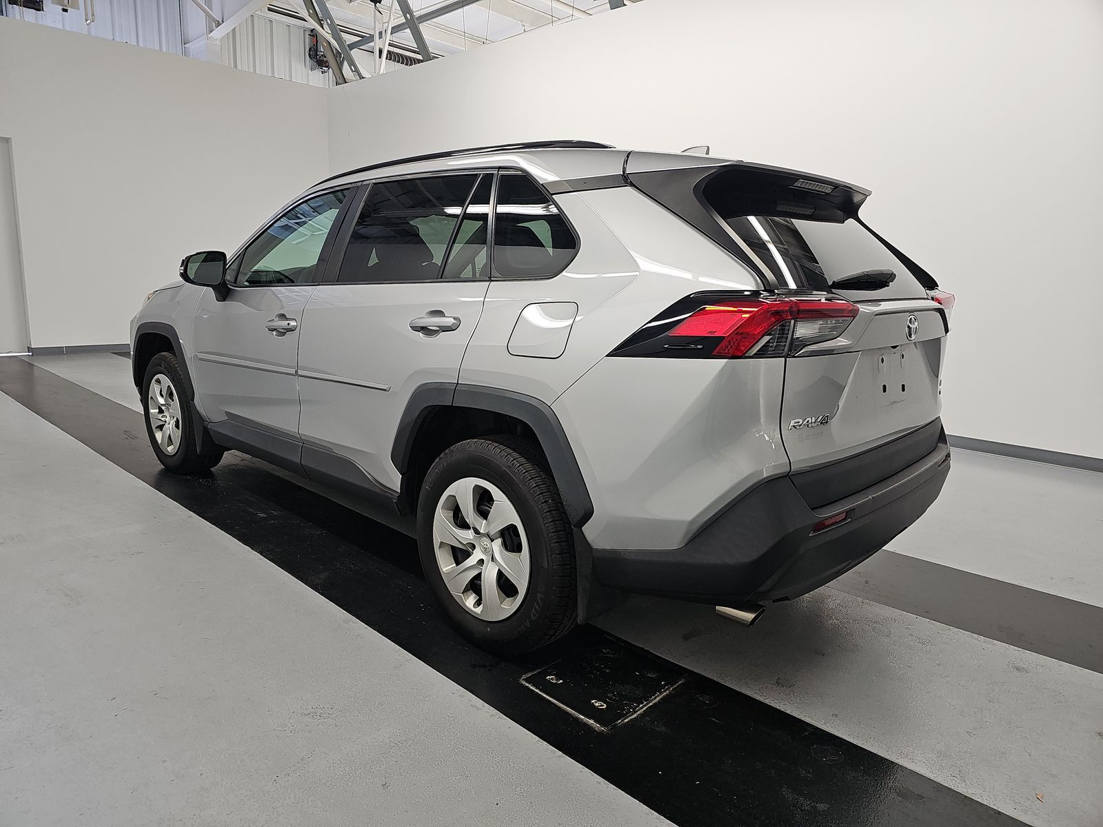 2019 Toyota RAV4 LE AWD