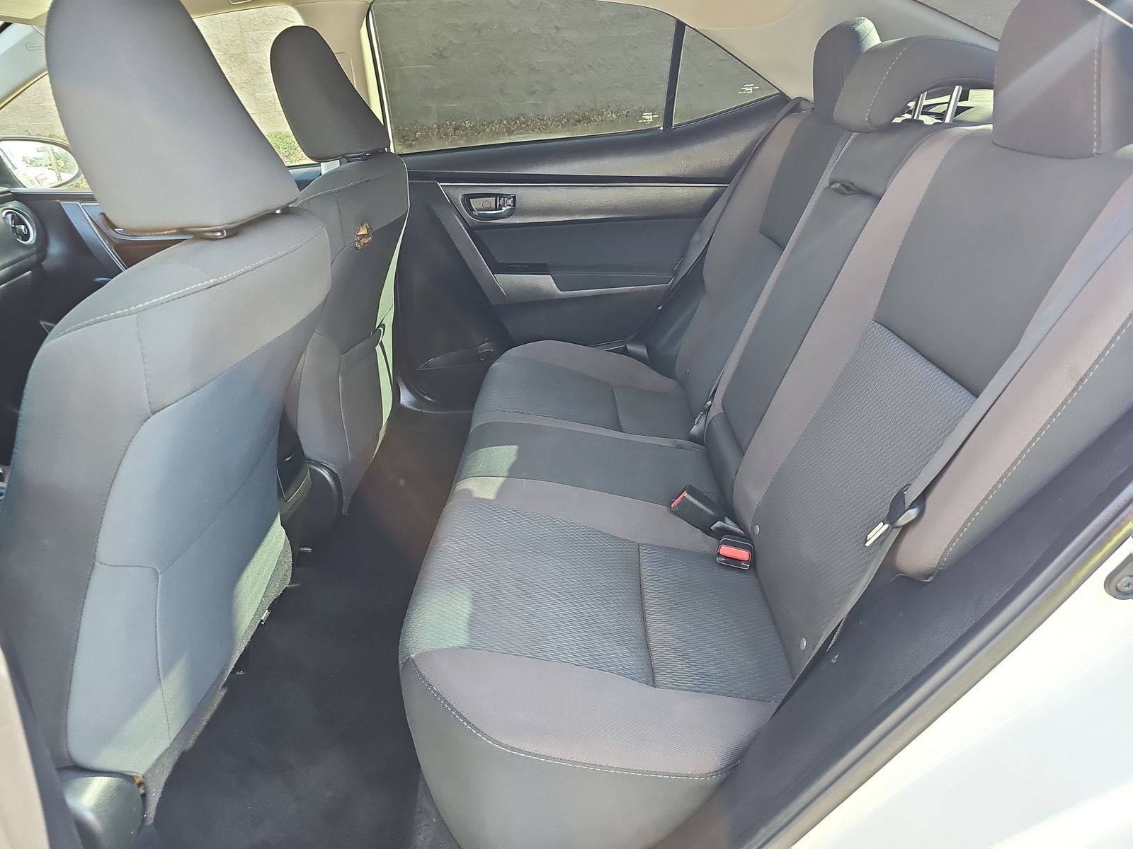 2017 Toyota Corolla LE FWD