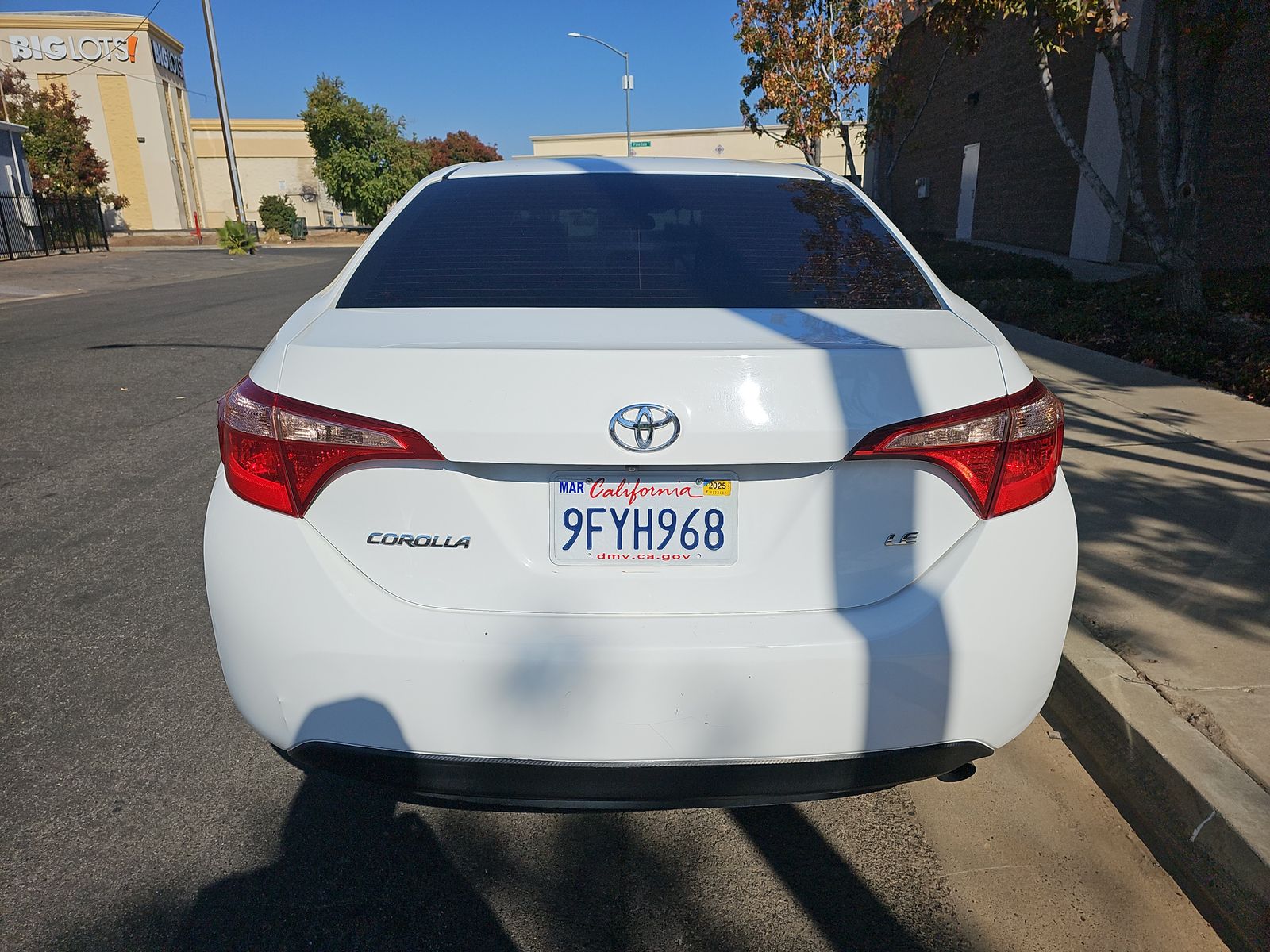 2017 Toyota Corolla LE FWD