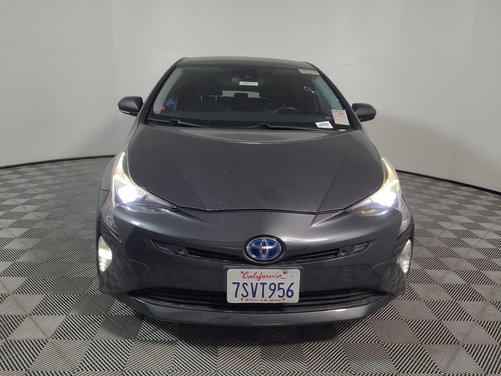 2016 Toyota Prius Four Touring FWD