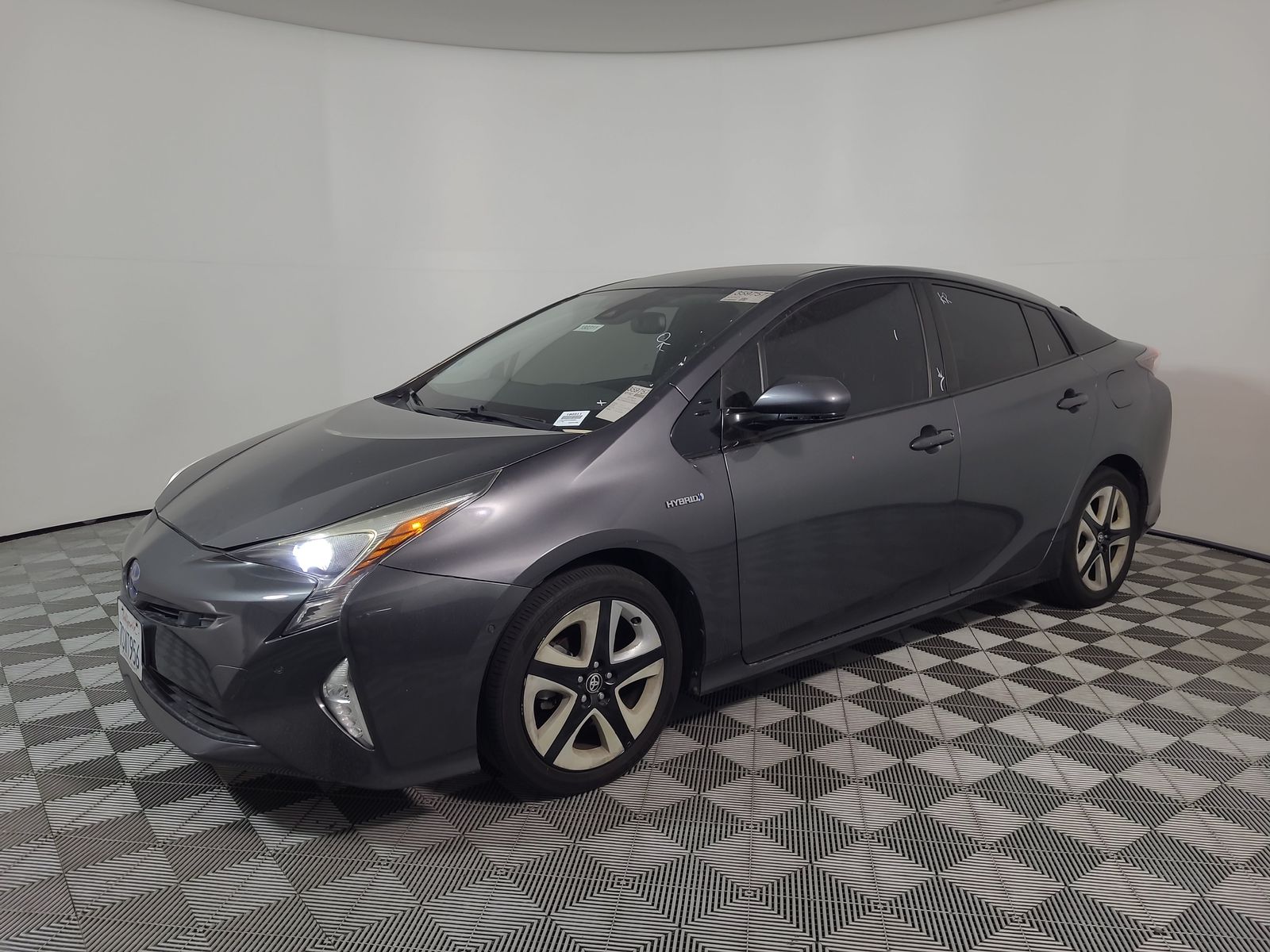 2016 Toyota Prius Four Touring FWD