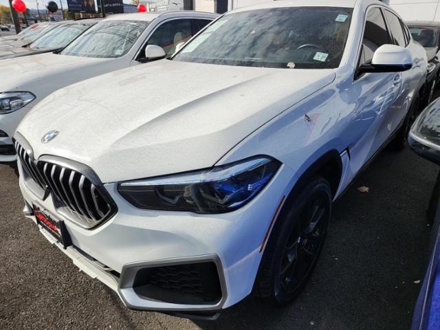2022 BMW X6 Sports Activity Coupe xDrive40i