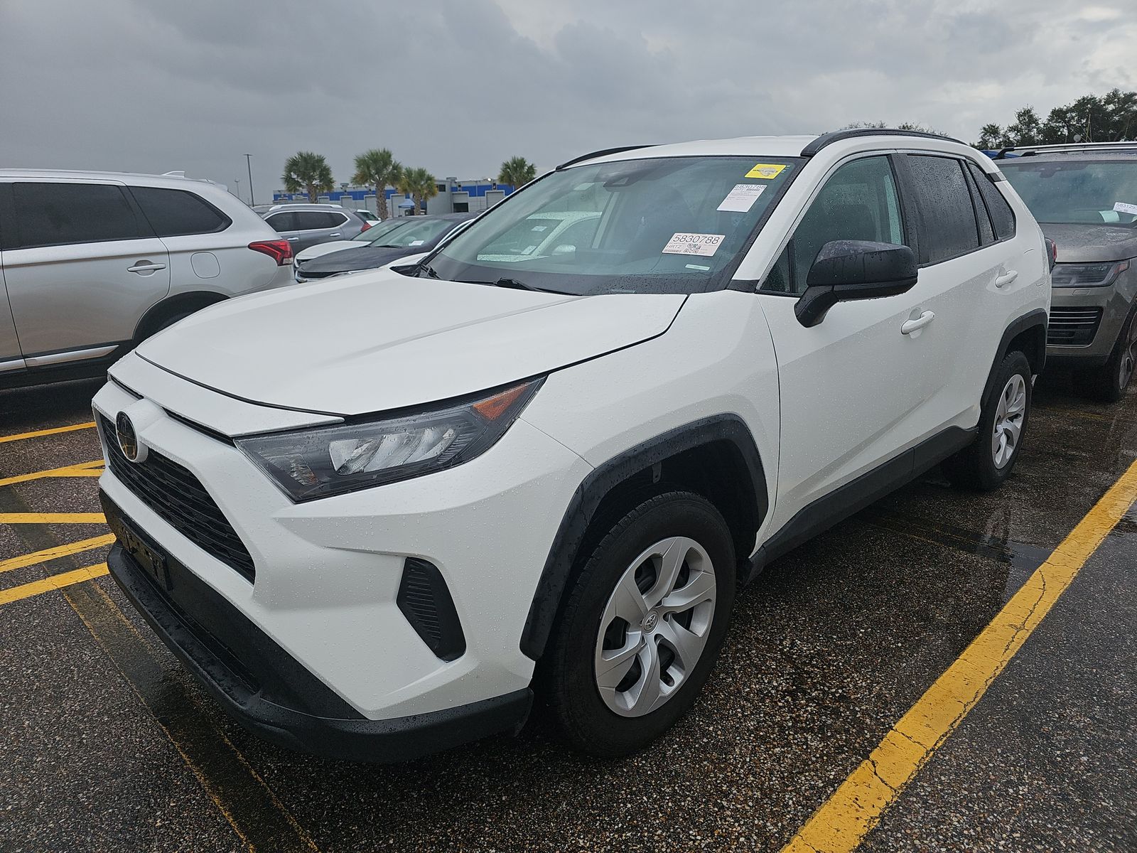 2021 Toyota RAV4 LE FWD