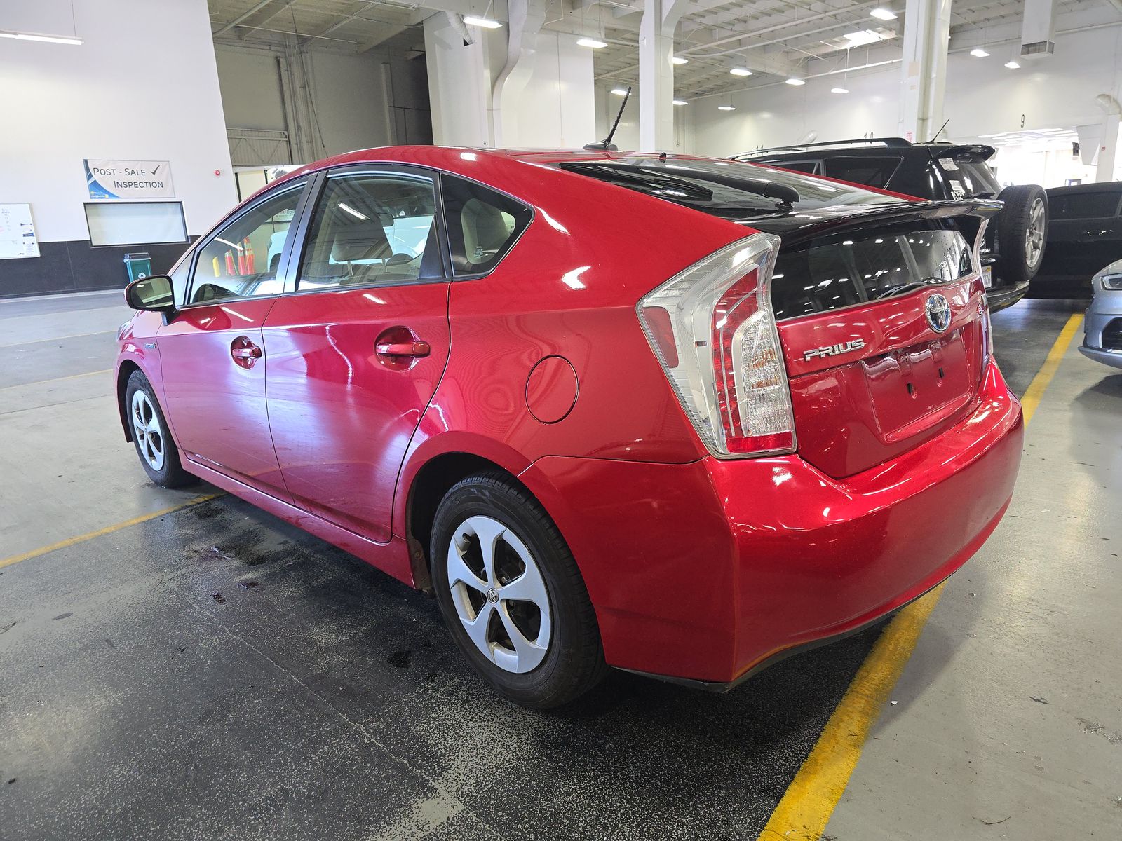 2014 Toyota Prius Three FWD