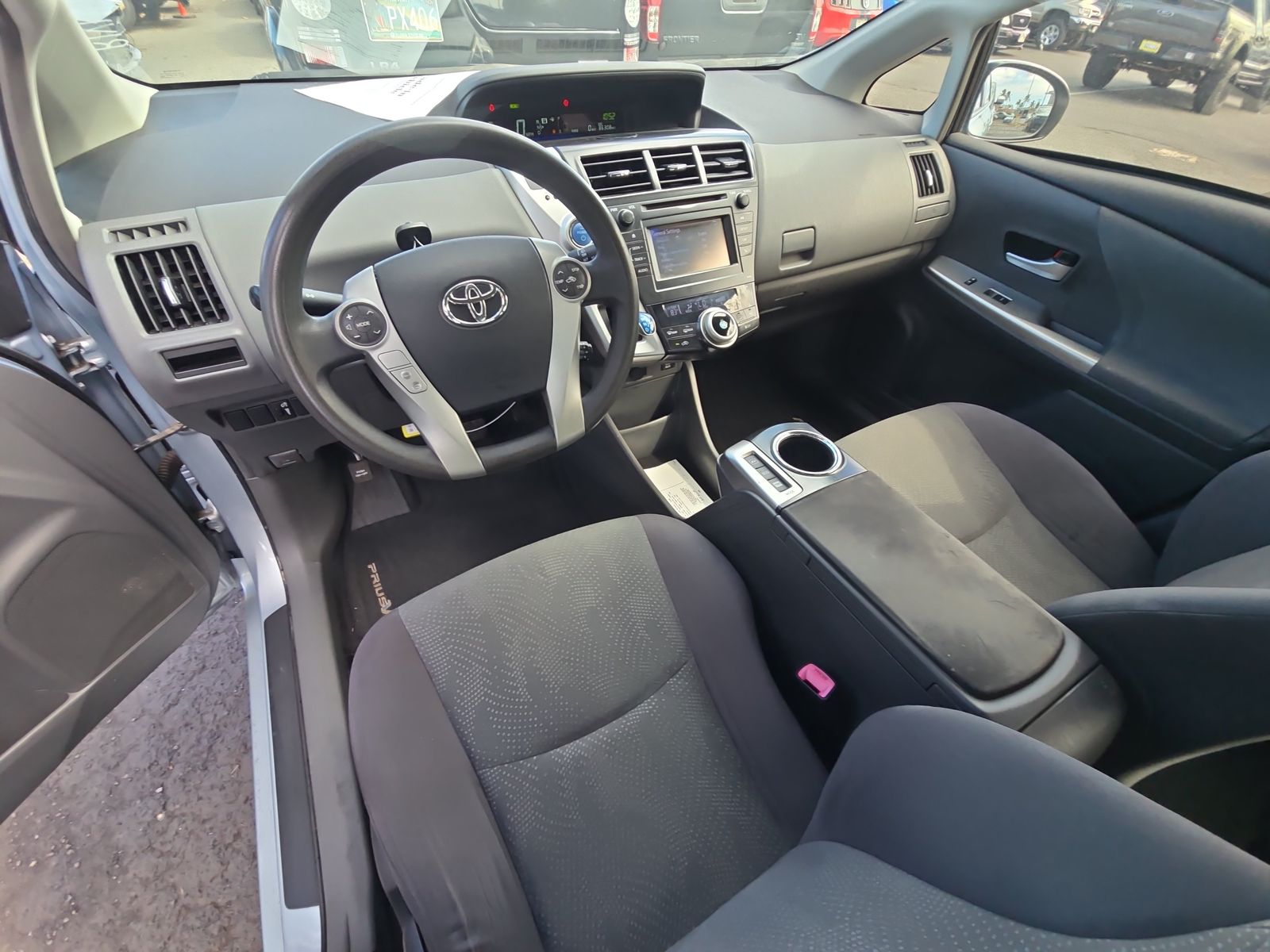 2014 Toyota Prius v Two FWD