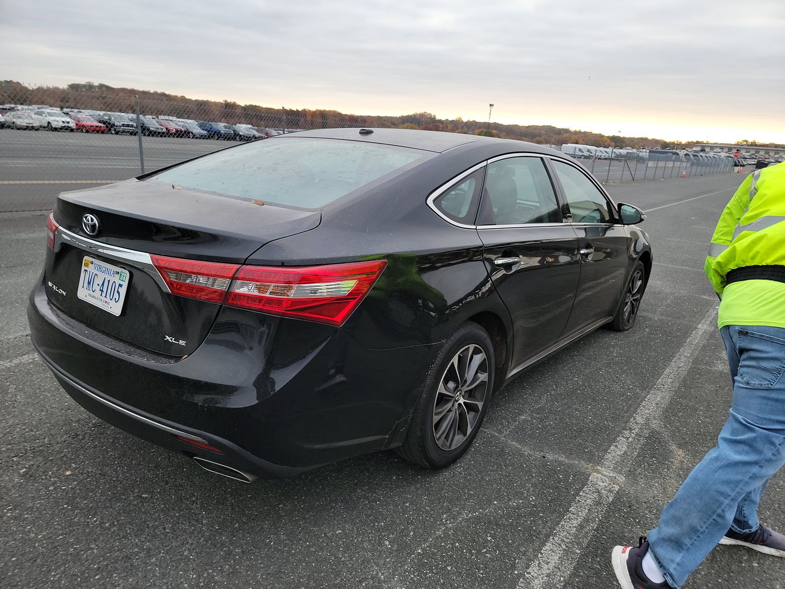 2016 Toyota Avalon XLE Premium FWD