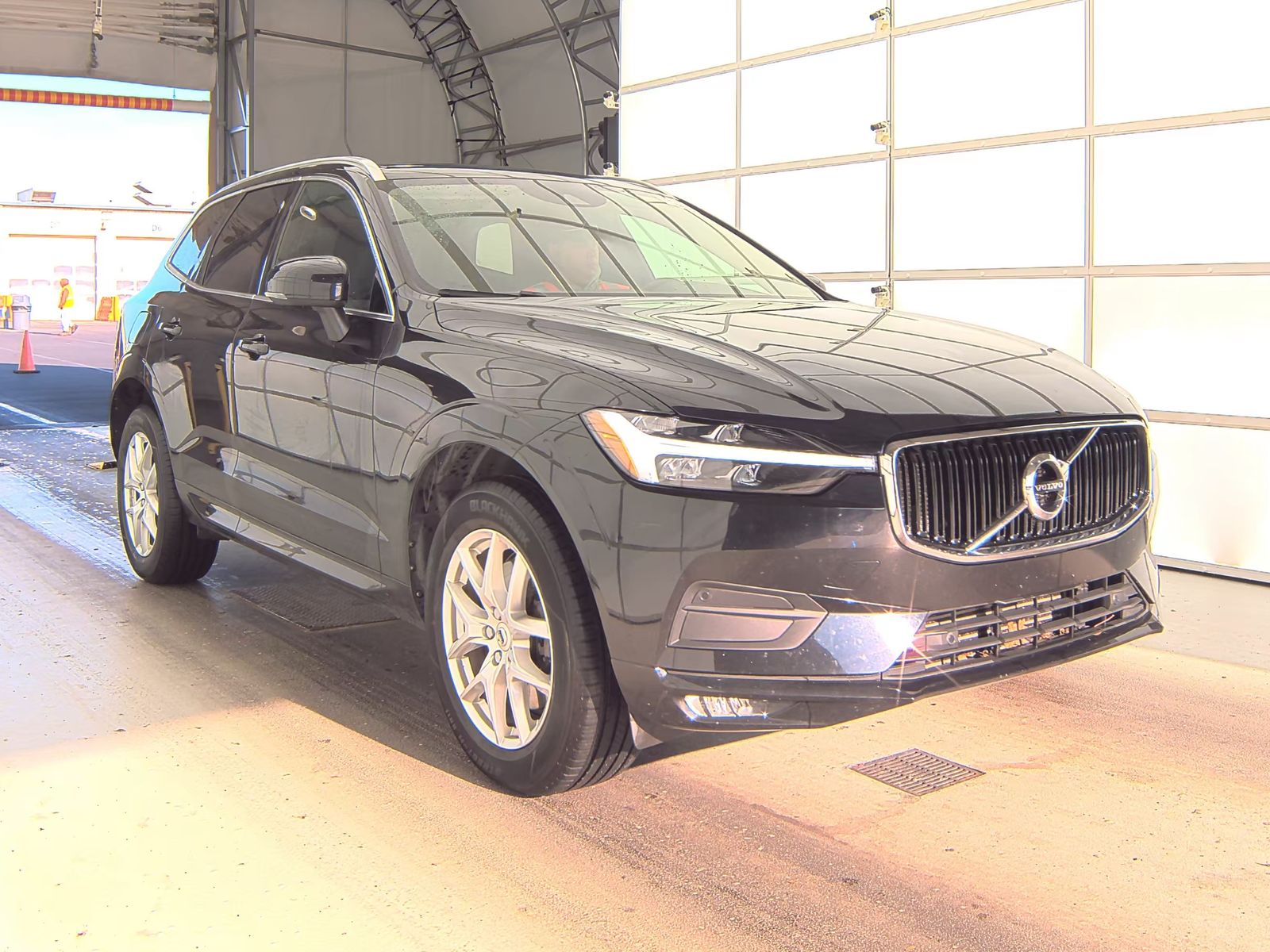 2021 Volvo XC60 T6 Momentum AWD