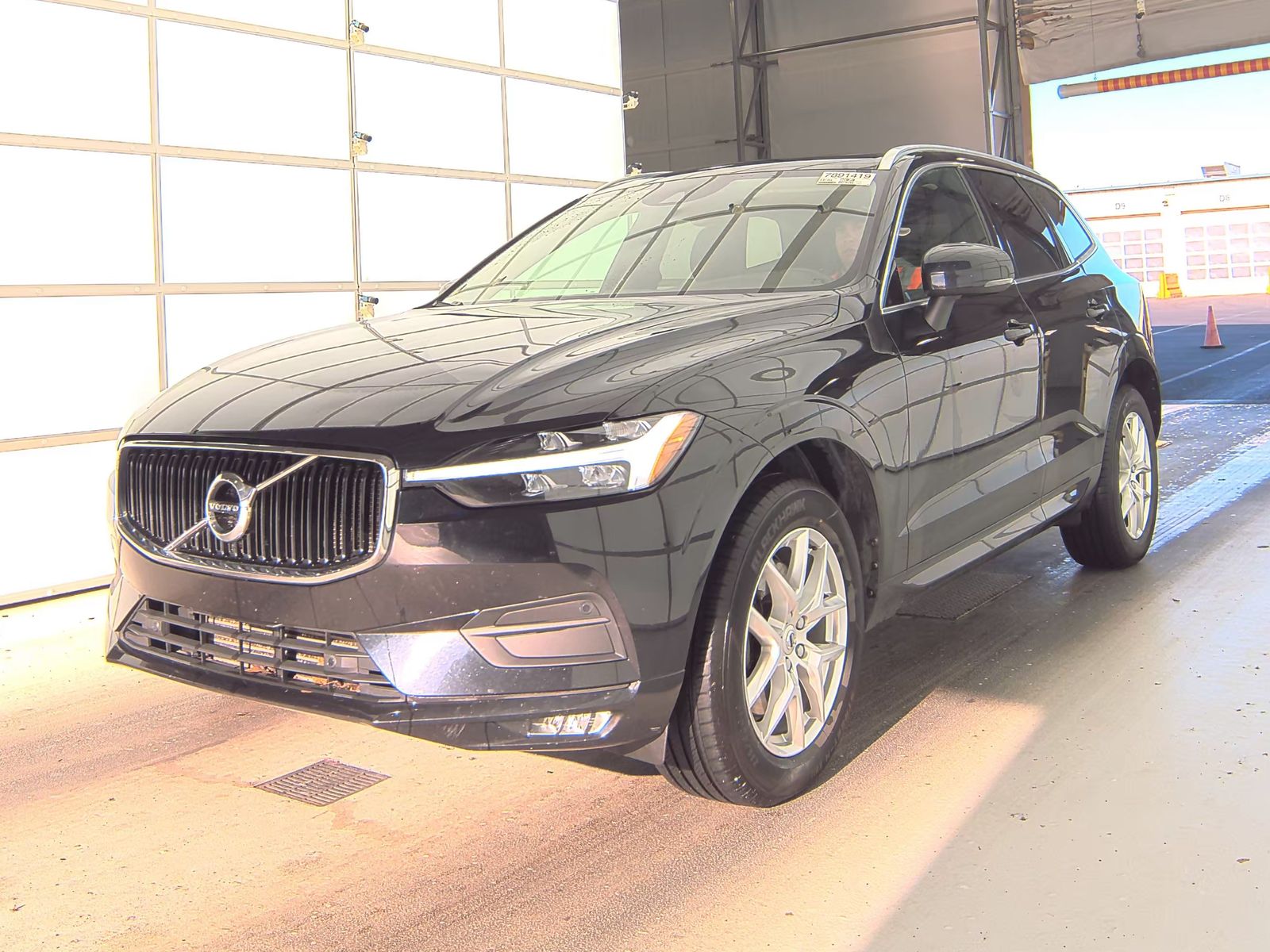 2021 Volvo XC60 T6 Momentum AWD