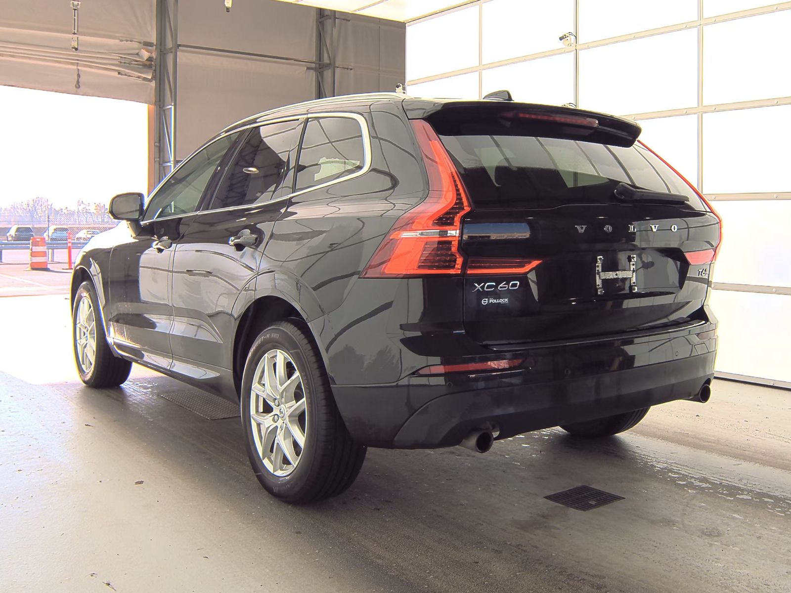 2021 Volvo XC60 T6 Momentum AWD