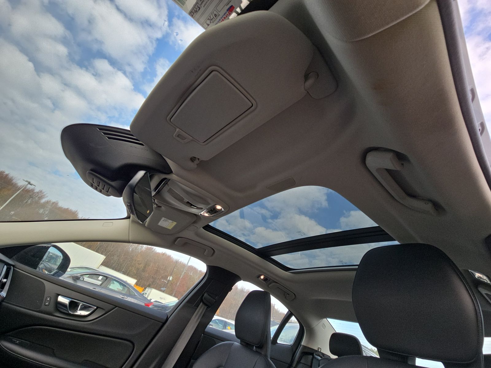 2021 Volvo S60 T5 Momentum AWD