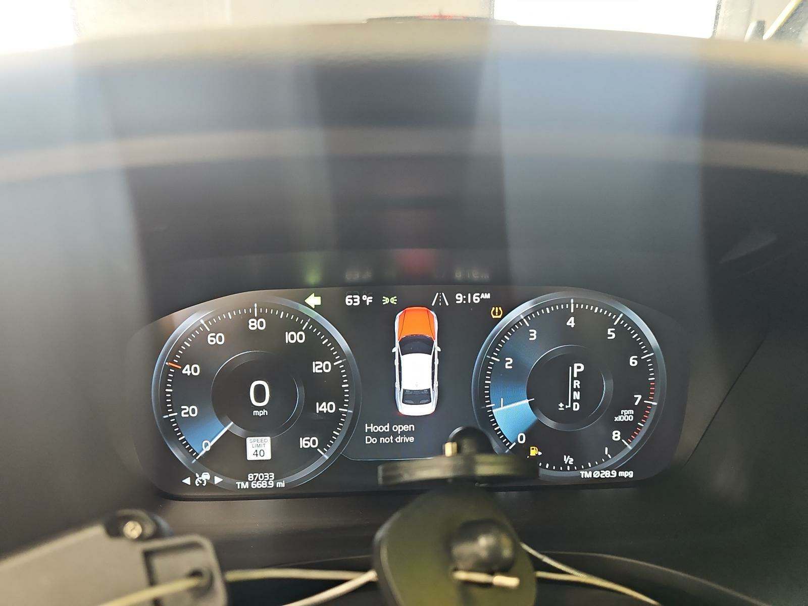 2021 Volvo S60 T5 Momentum AWD