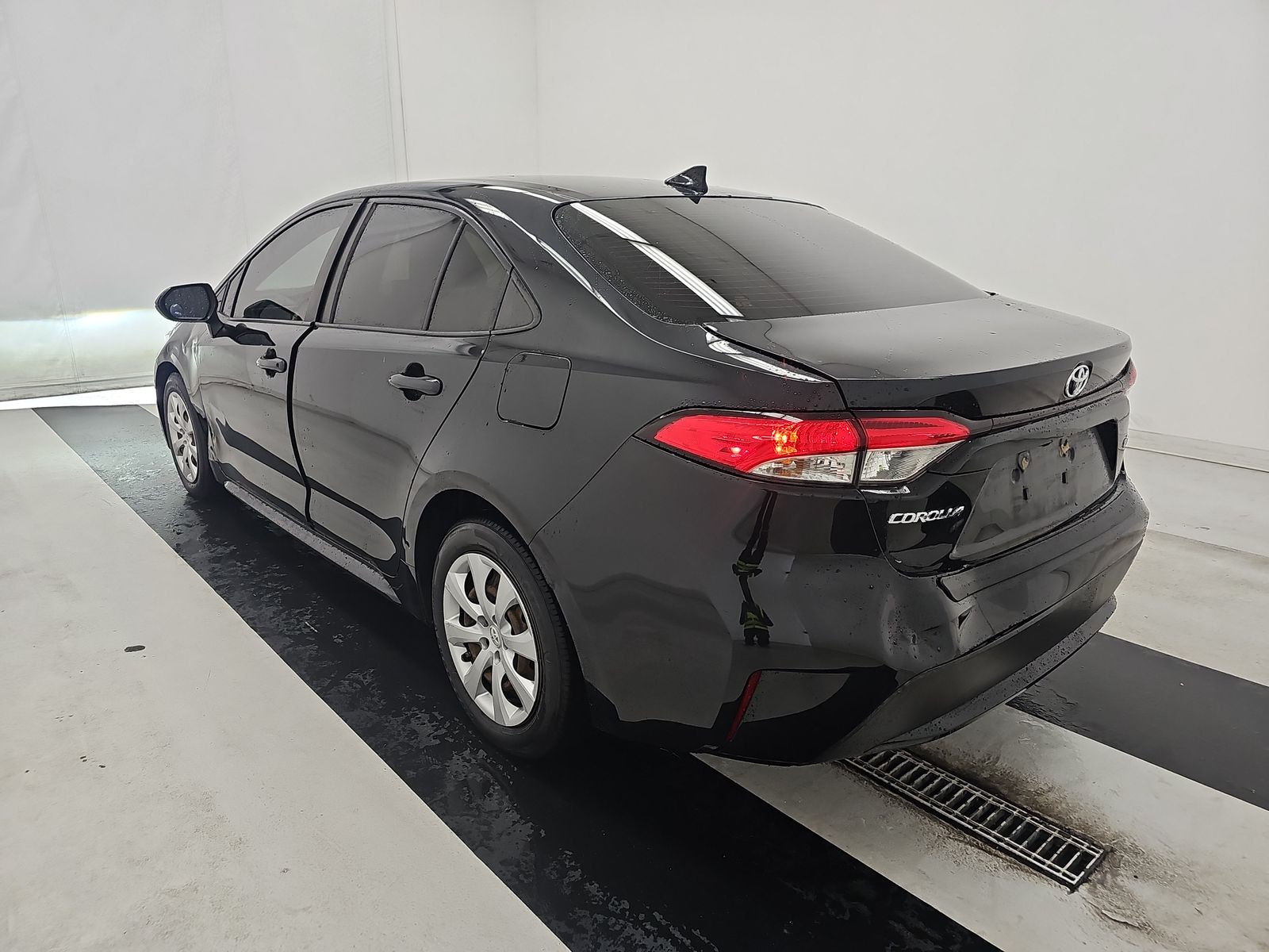 2020 Toyota Corolla LE FWD