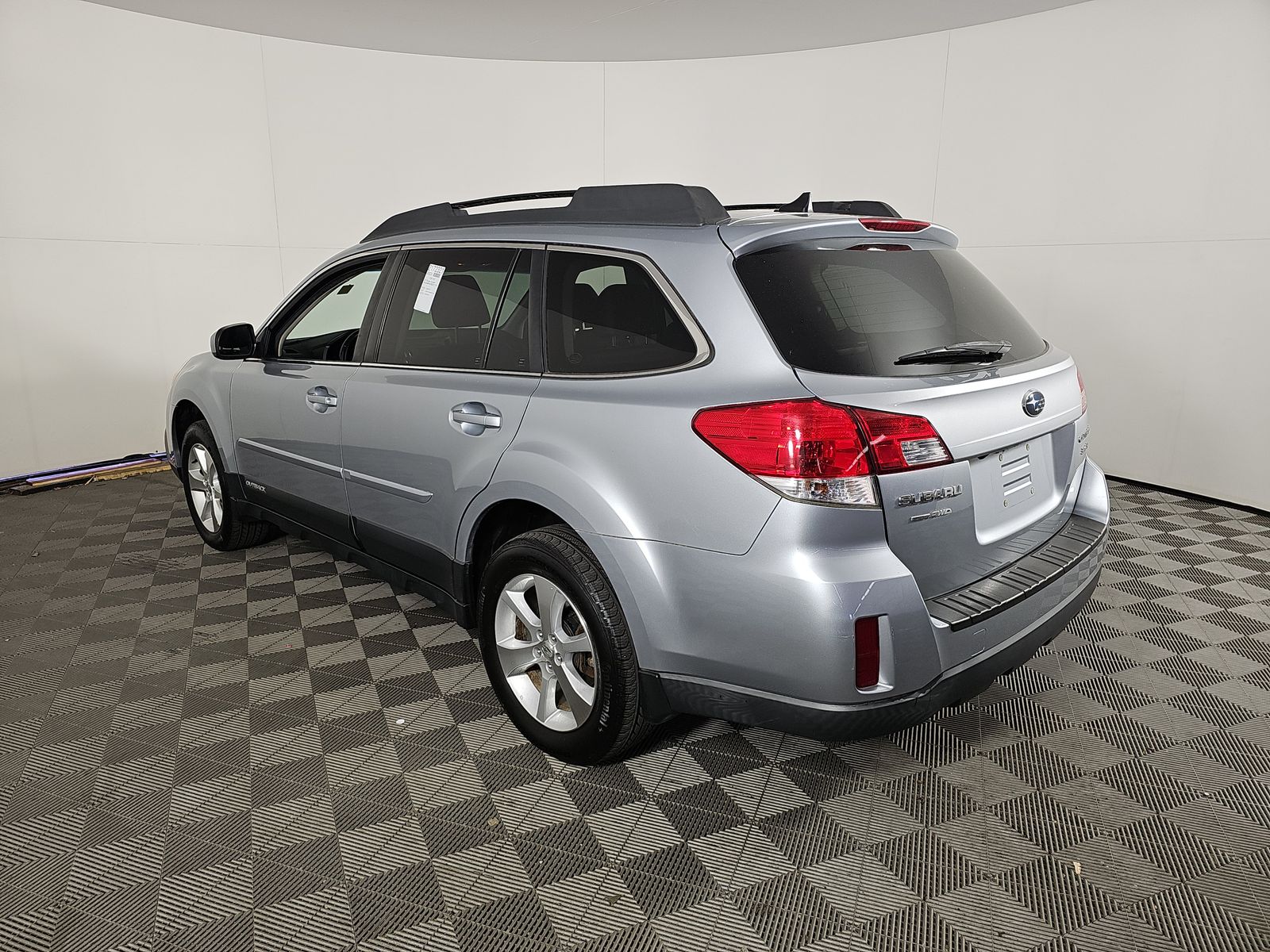 2013 Subaru Outback 3.6R Limited AWD