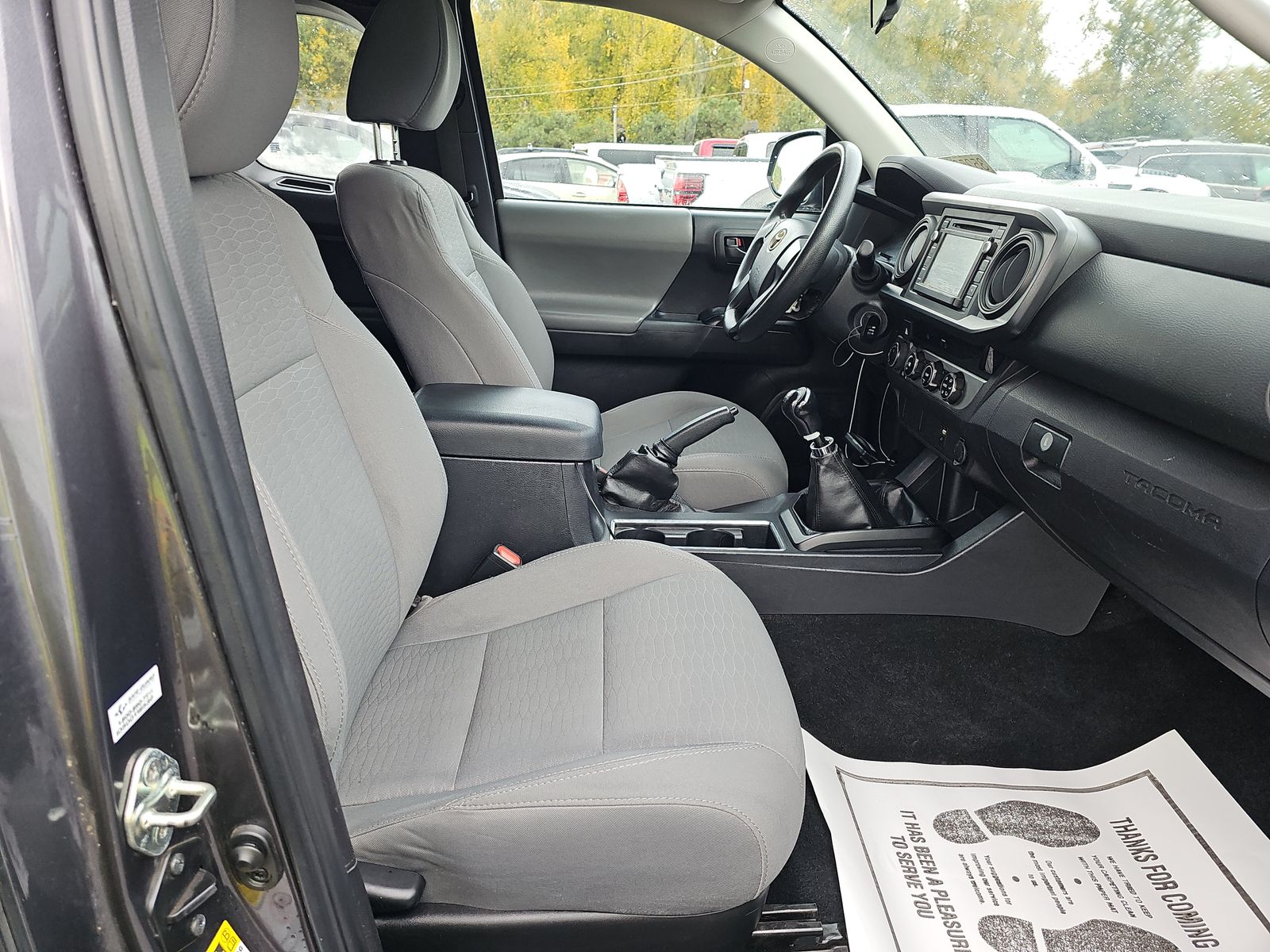 2017 Toyota Tacoma SR AWD