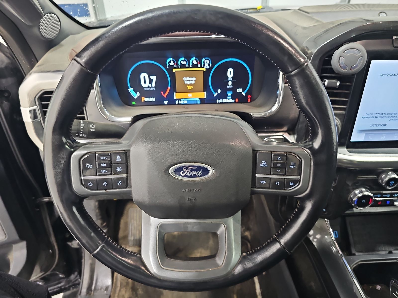 2022 Ford F-150 LARIAT AWD