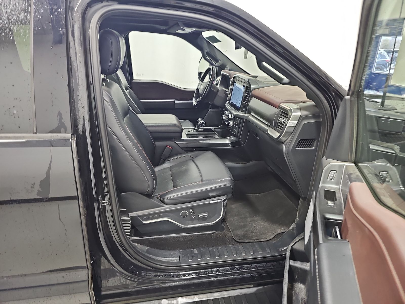 2022 Ford F-150 LARIAT AWD