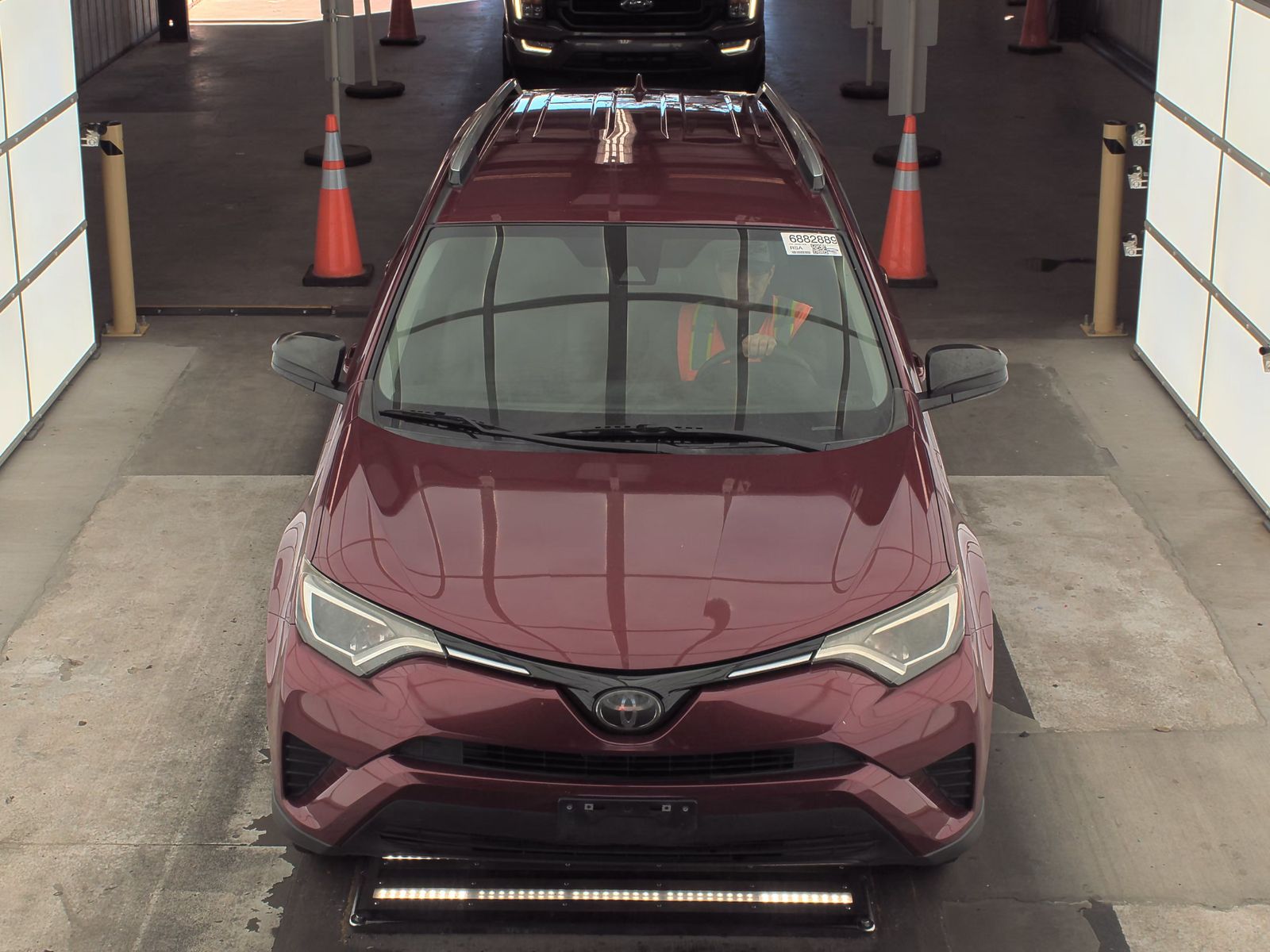 2018 Toyota RAV4 LE FWD