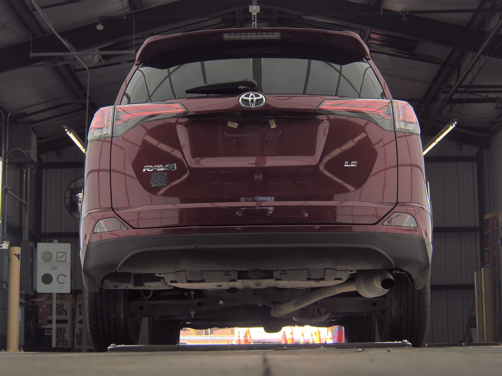 2018 Toyota RAV4 LE FWD