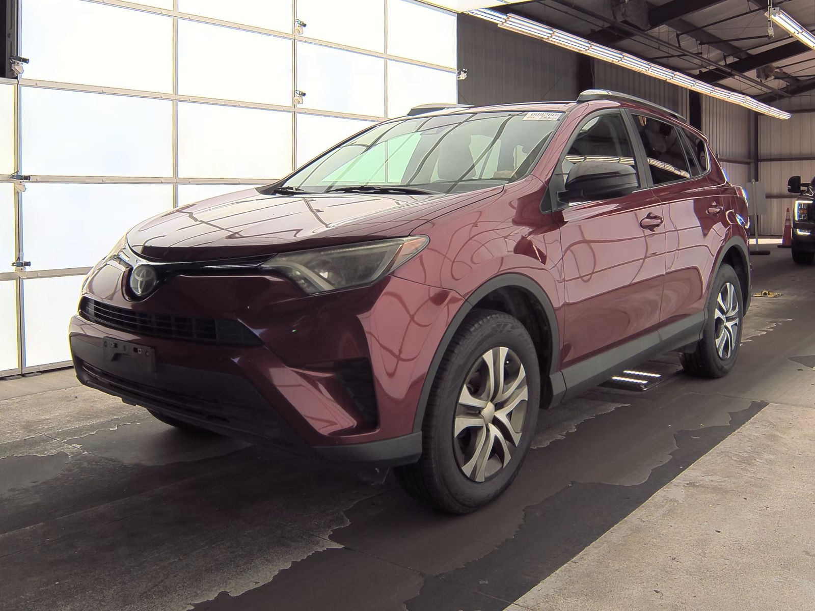 2018 Toyota RAV4 LE FWD