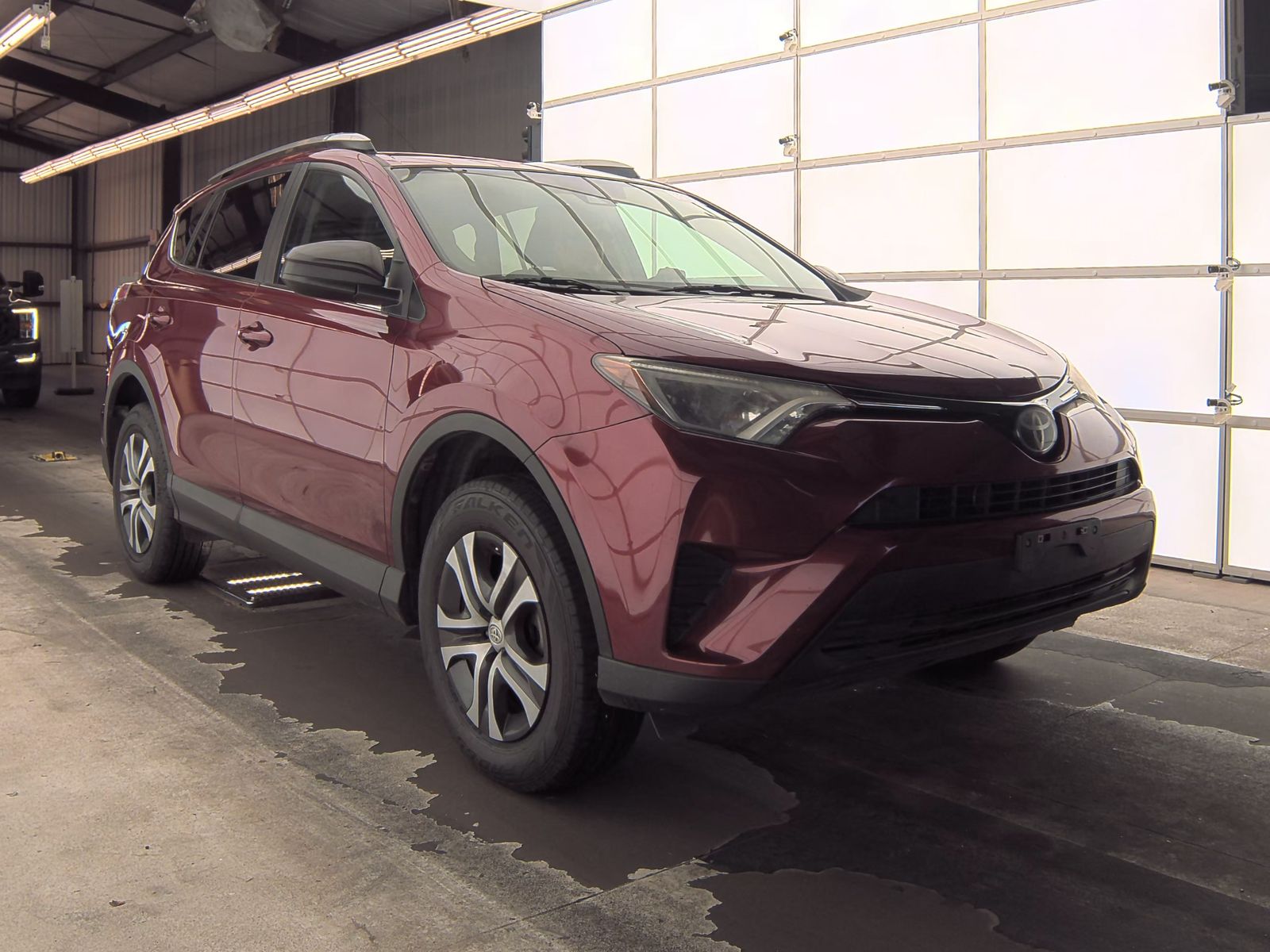 2018 Toyota RAV4 LE FWD
