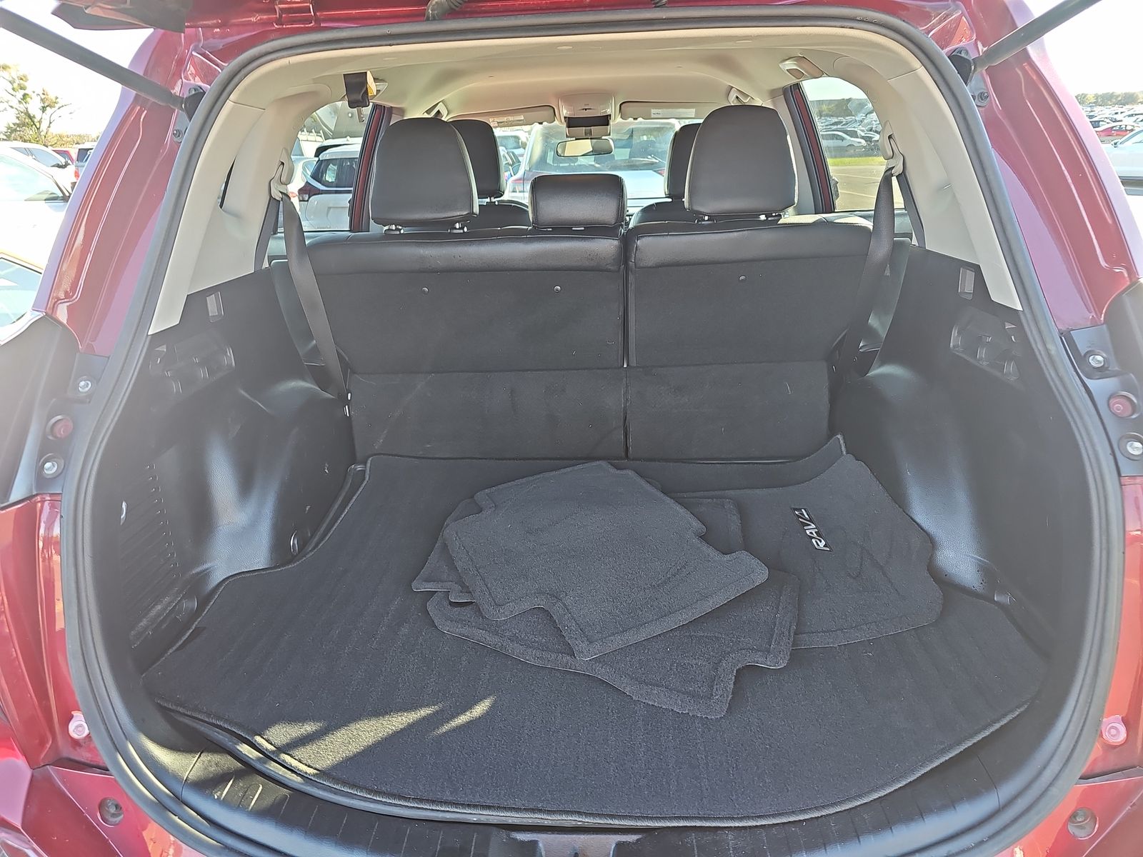 2018 Toyota RAV4 LE FWD