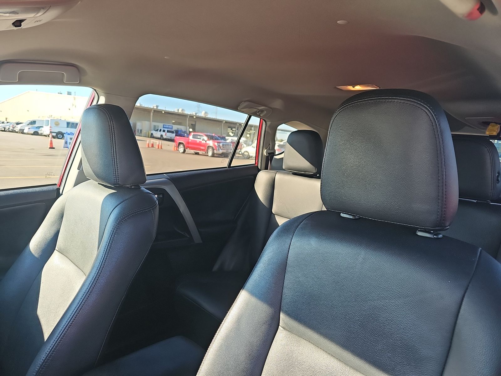 2018 Toyota RAV4 LE FWD