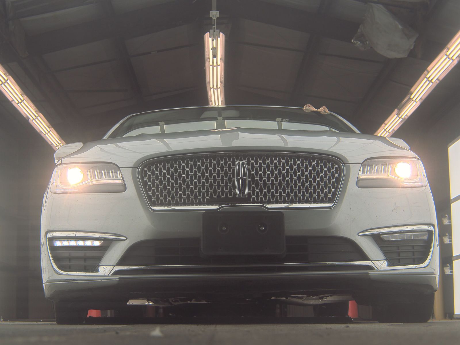 2020 Lincoln MKZ Standard FWD