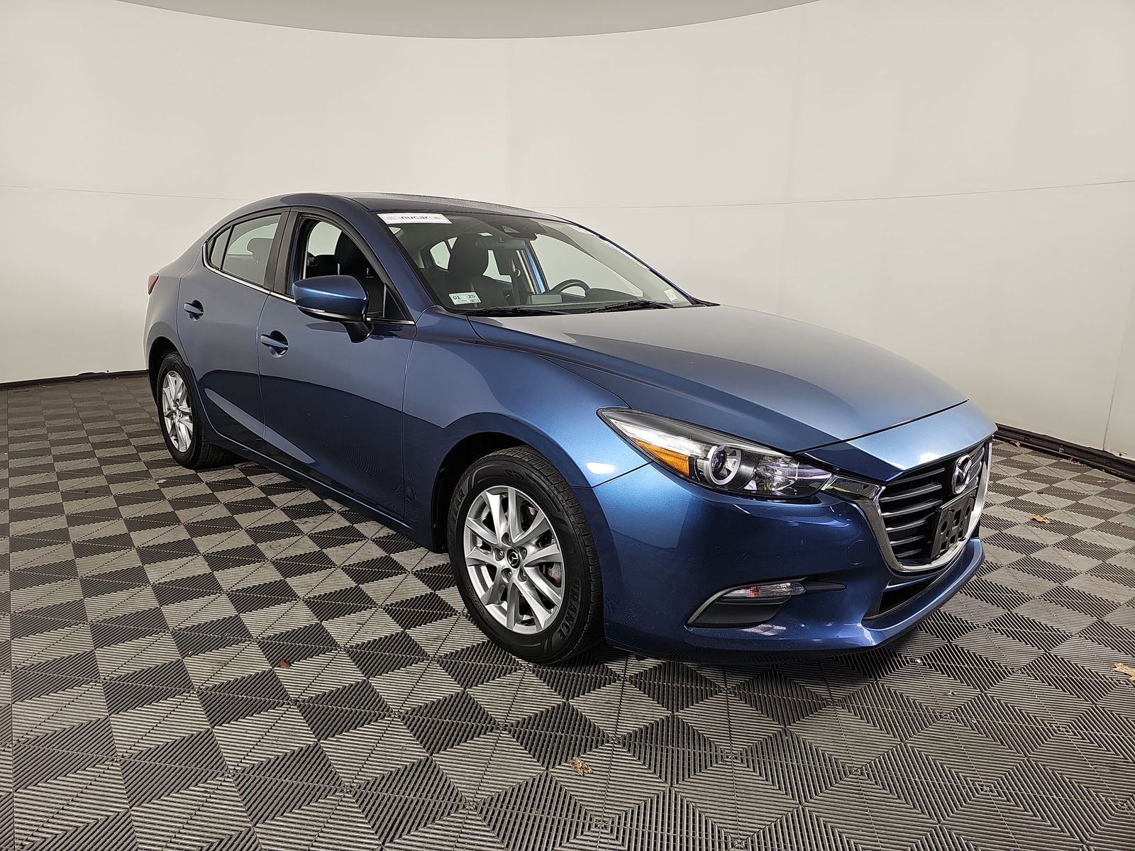 2018 MAZDA MAZDA3 Sport FWD