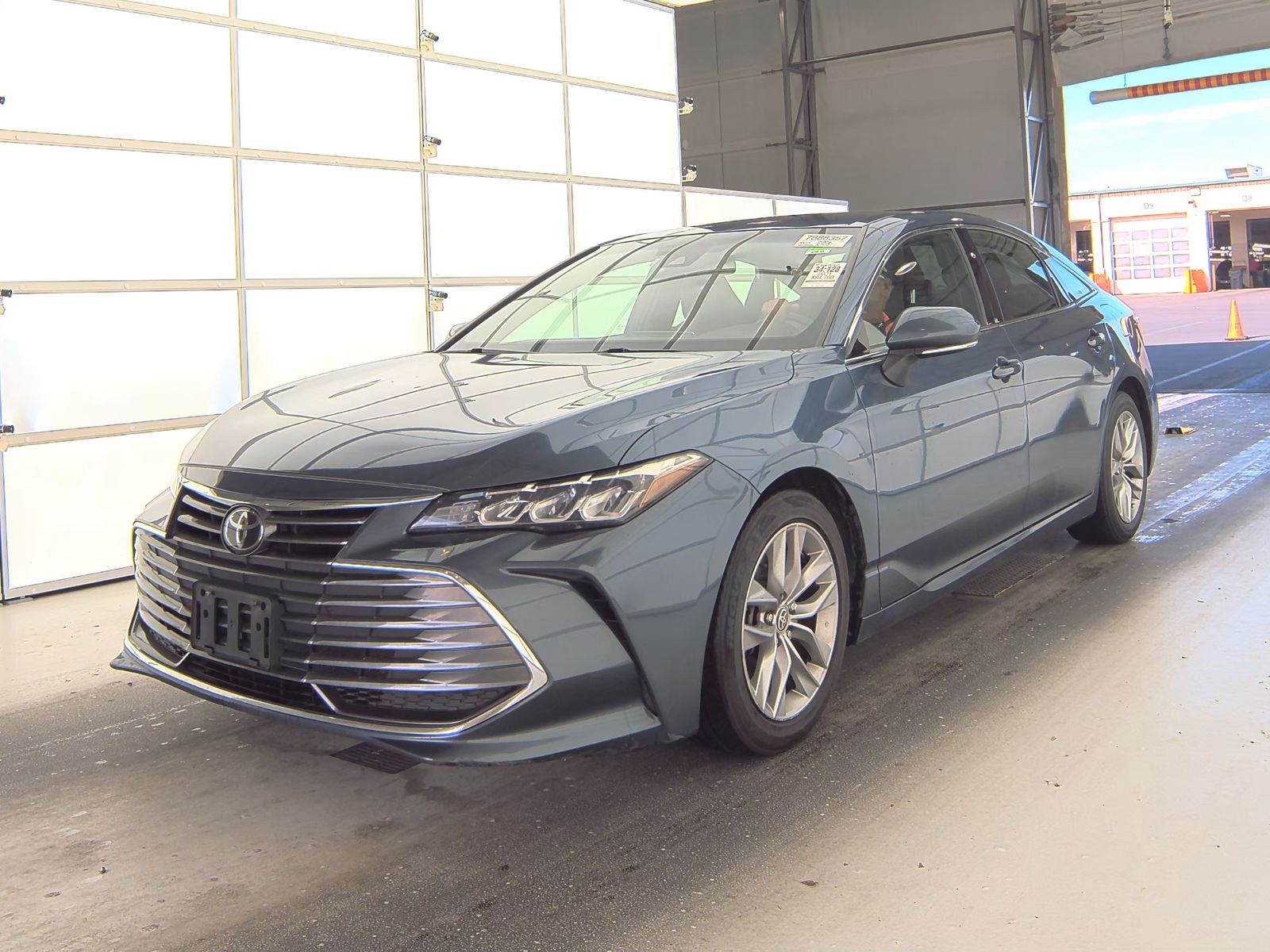 2021 Toyota Avalon XLE FWD